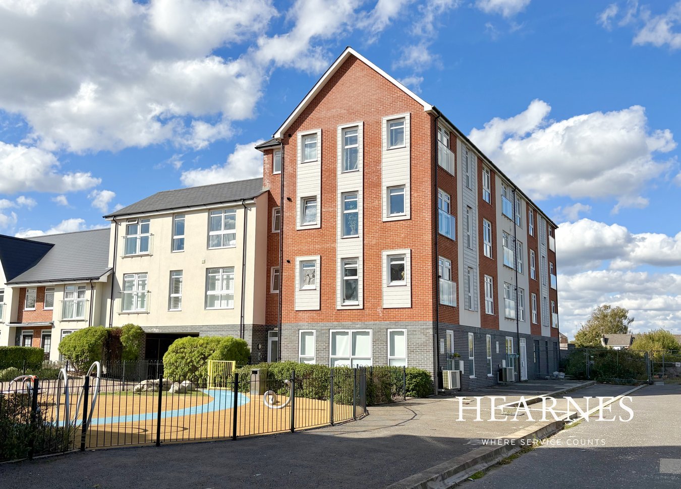 2-bed flat on Flat 11, 23, Jefferson Avenue, Poole, £270,000