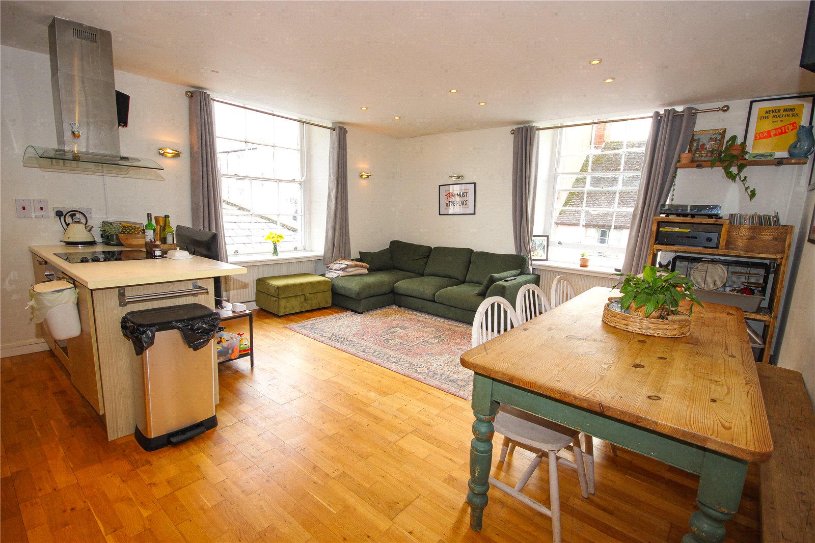 5, De La Pole Court, Devon photo 3