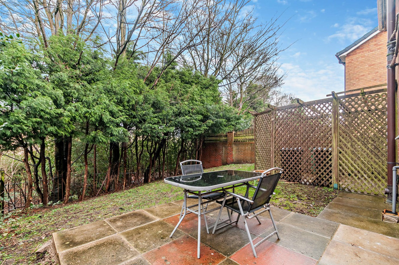 Photos of Shirley Avenue, Gomersal, Cleckheaton BD19 66754518