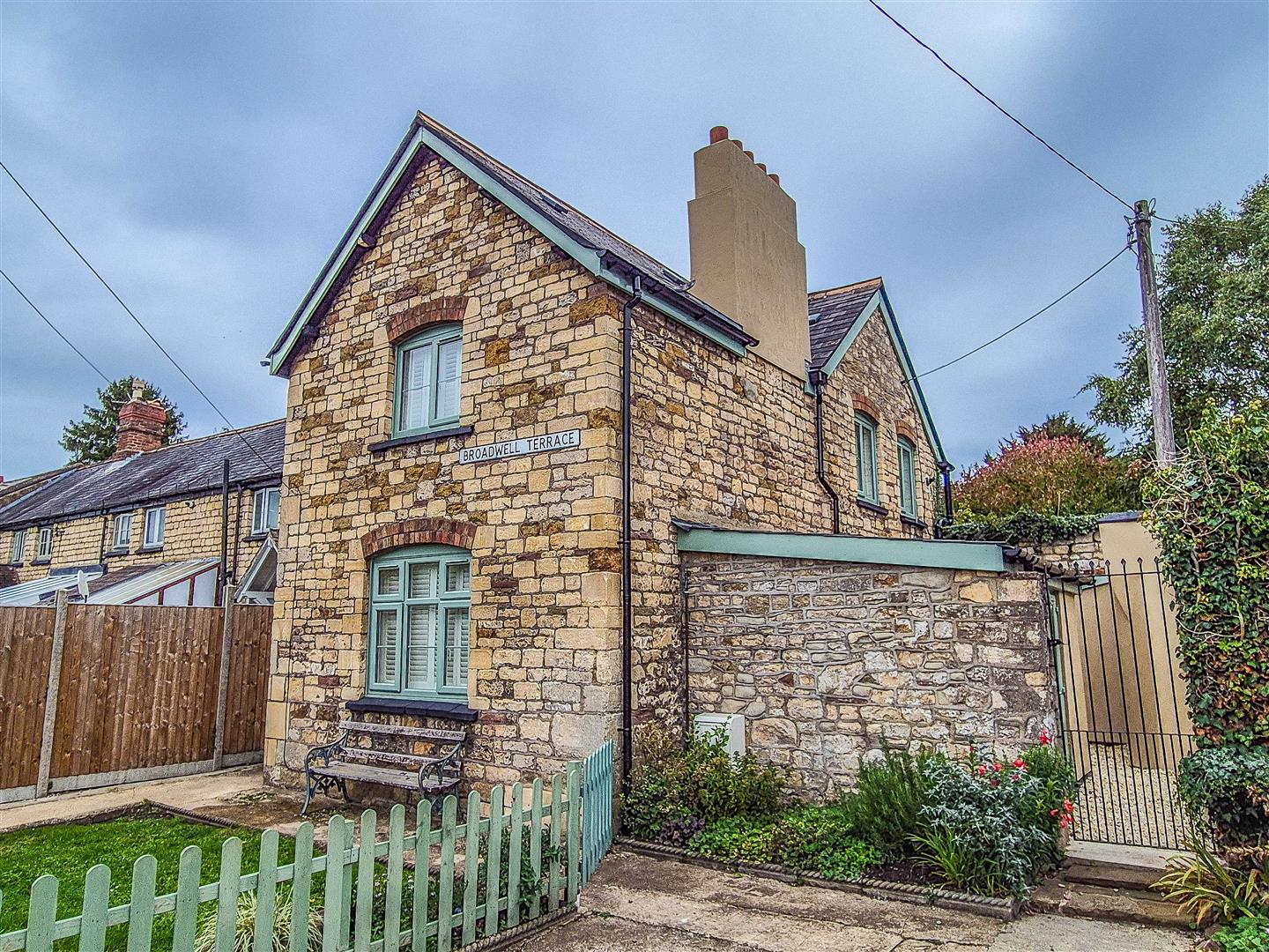 2-bed house on 1, Broadwell Terrace, Dursley, £350,000