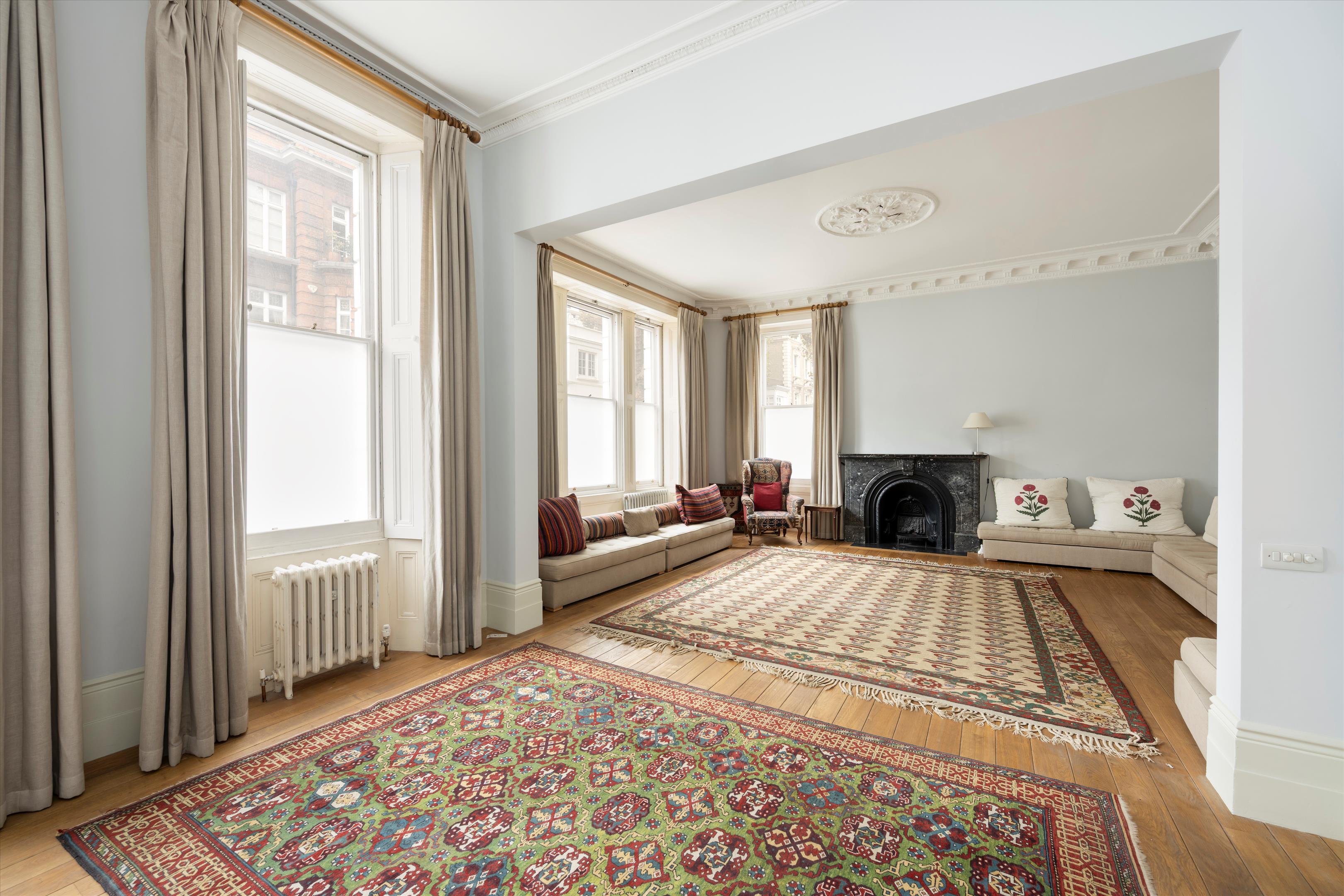 2 bedroom maisonette for sale 0