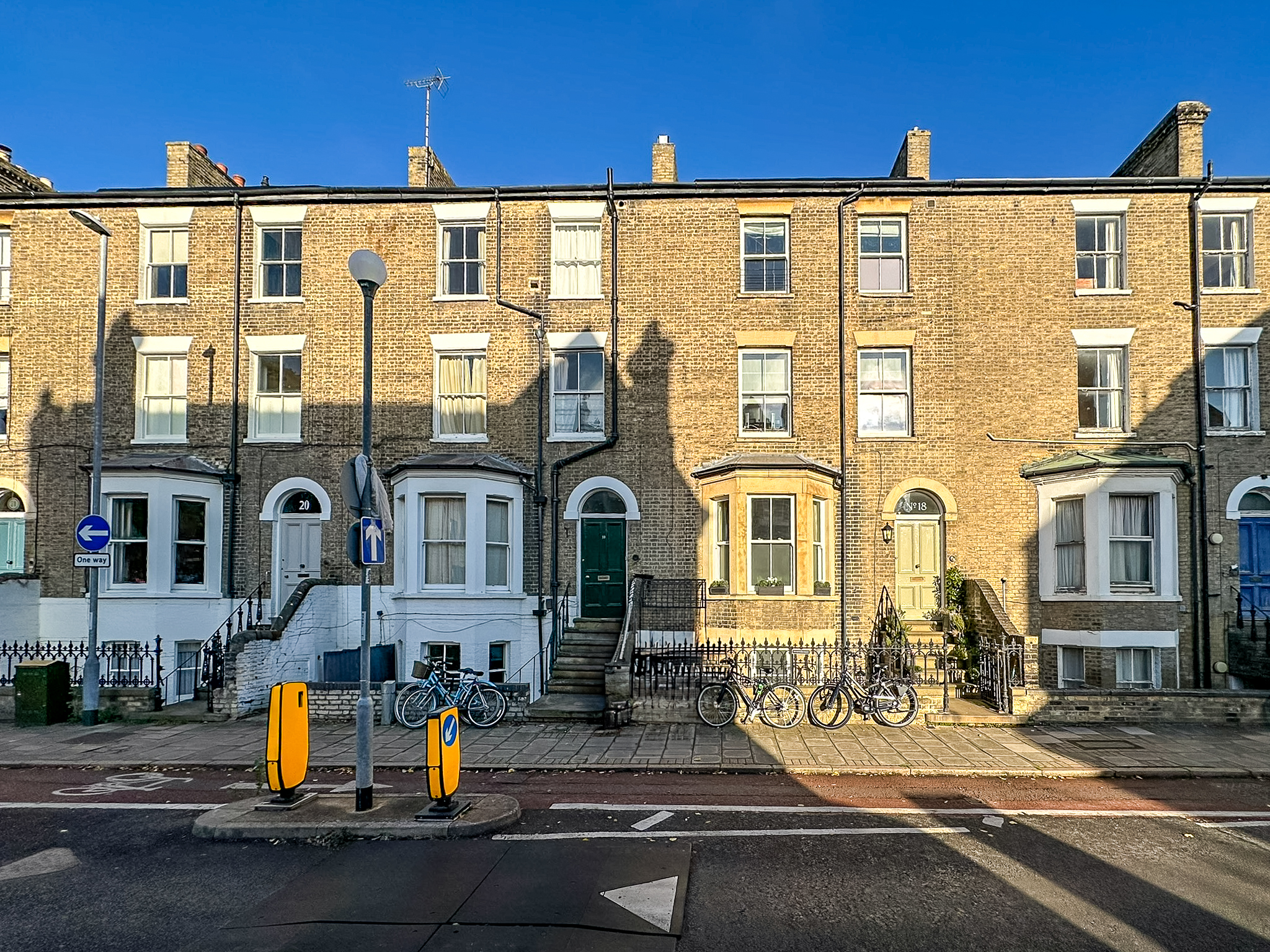 Bateman Street, Cambridge photo 3