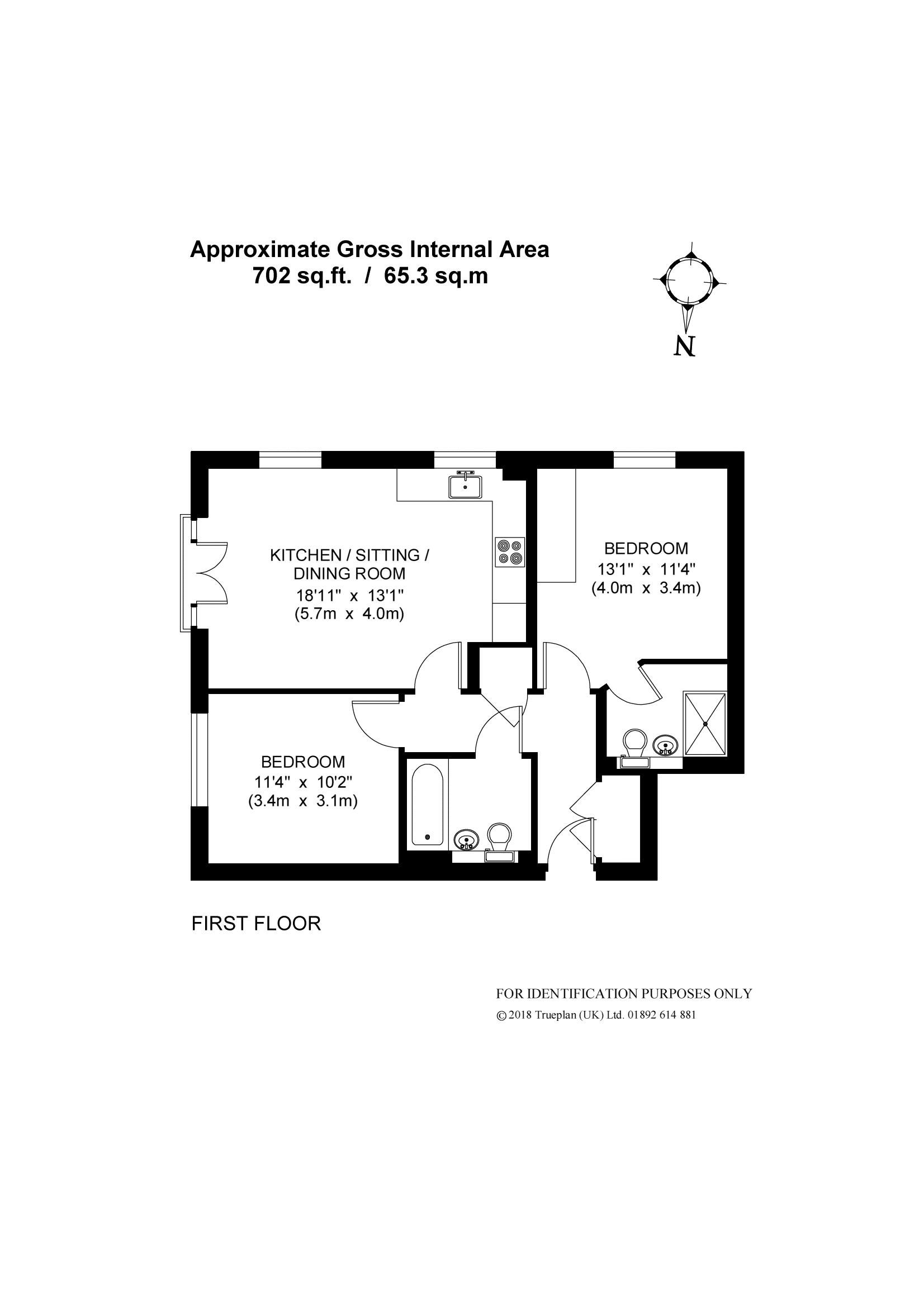 2 Bedrooms Flat for sale in Longhurst House, Scholars Walk, Horsham, West Sussex RH12