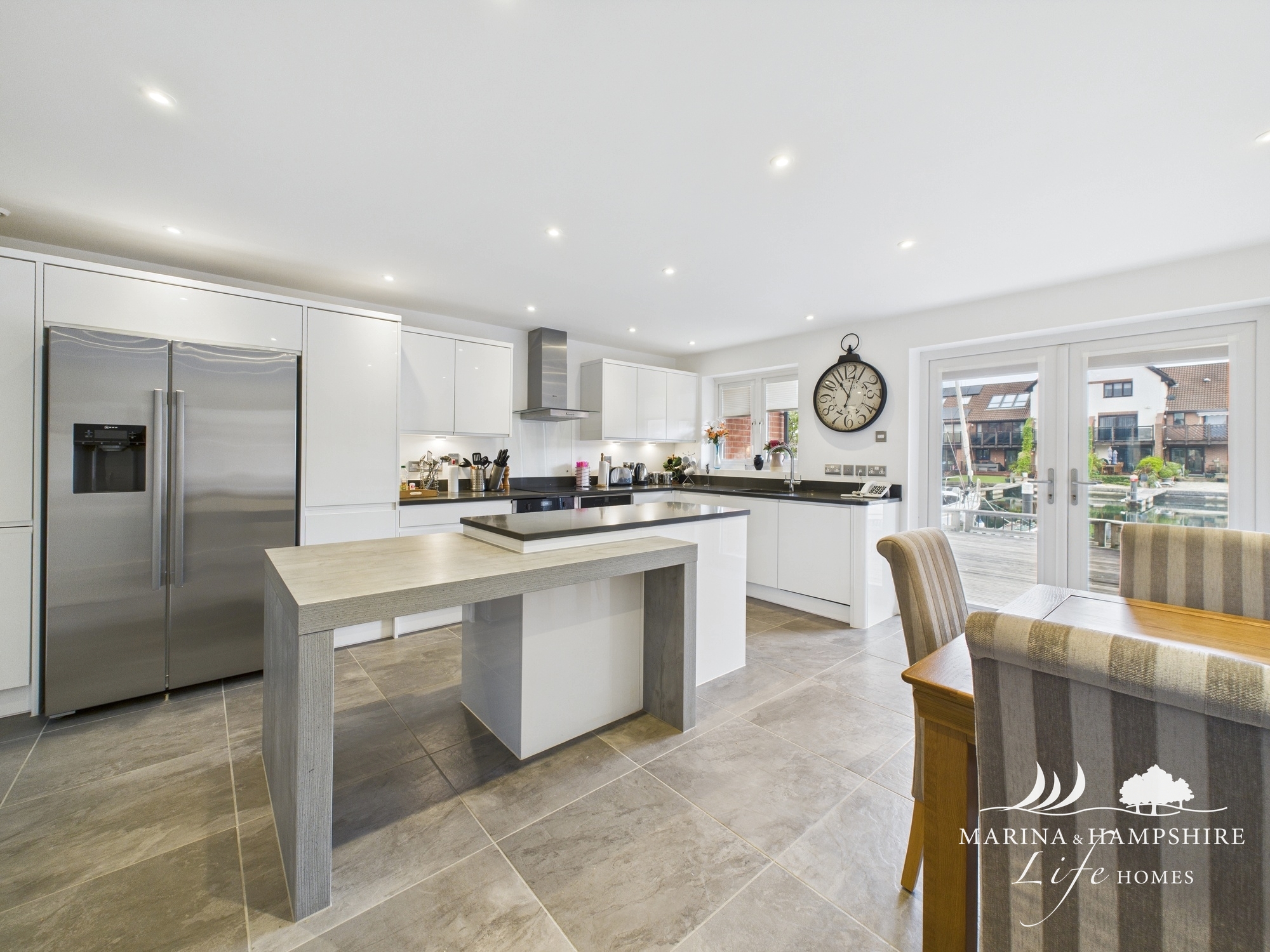 22, Carne Place, Portsmouth photo 4