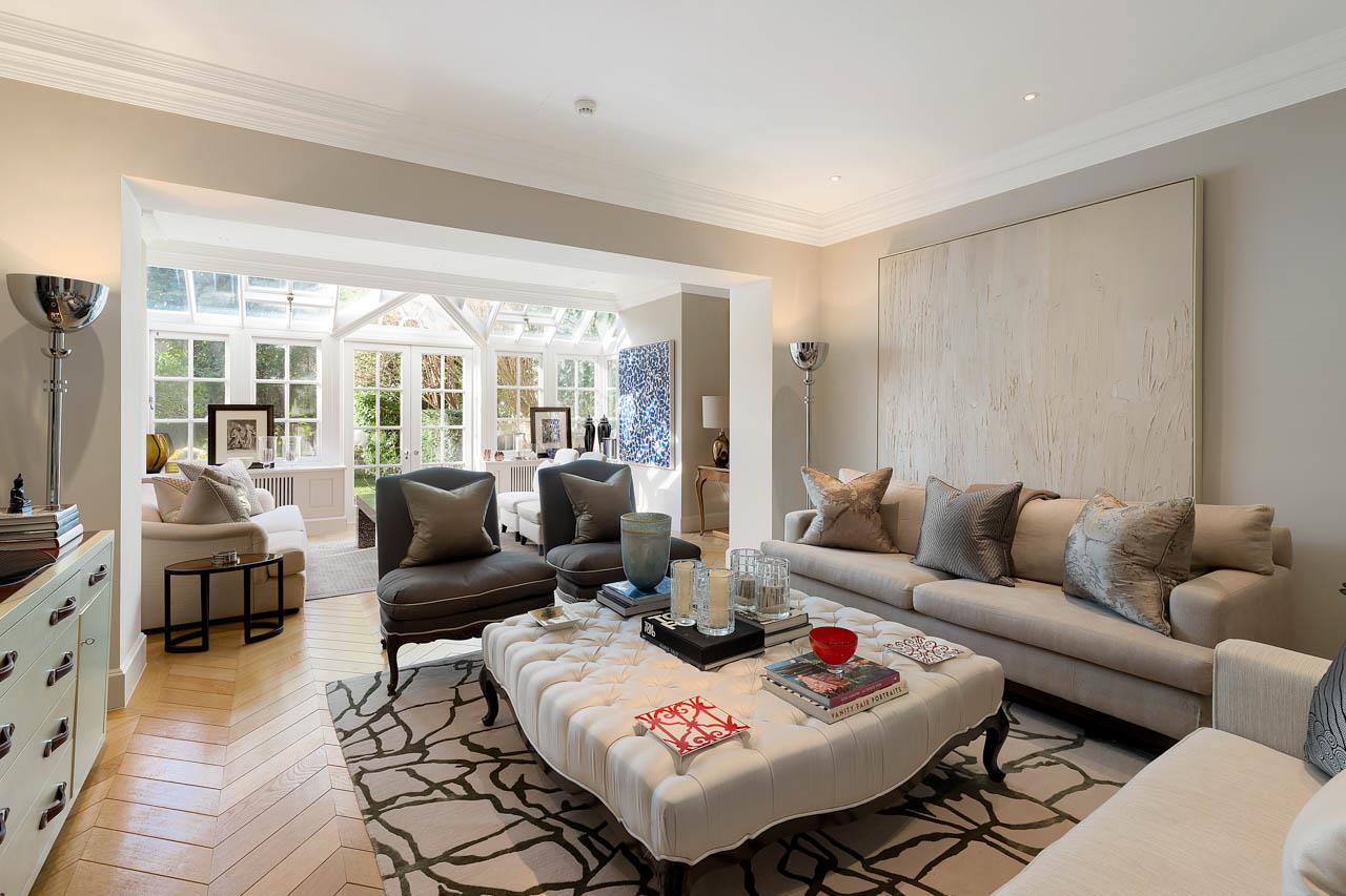 4 bedroom flat for sale 0