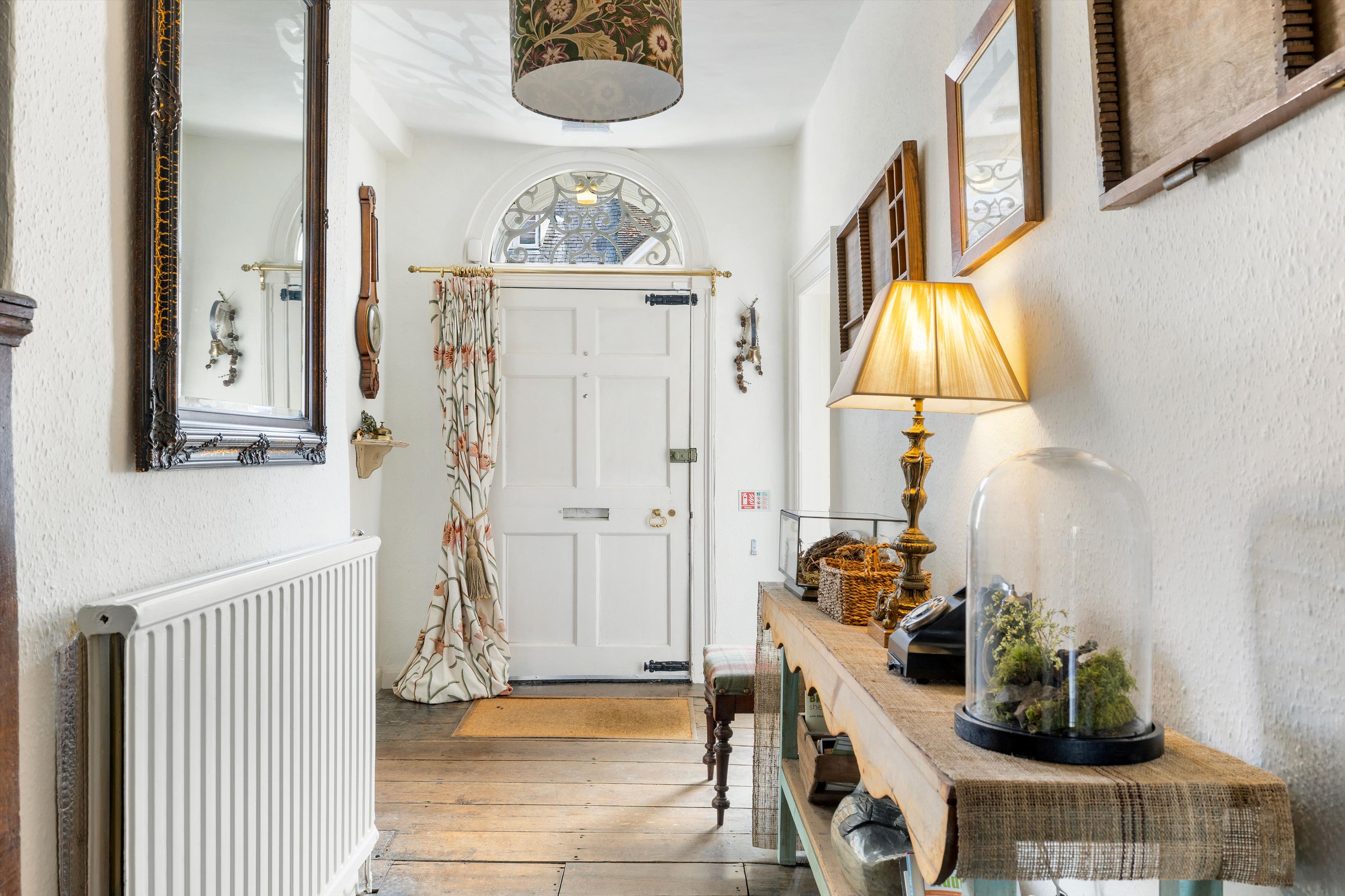 5 bedroom town house for sale 0