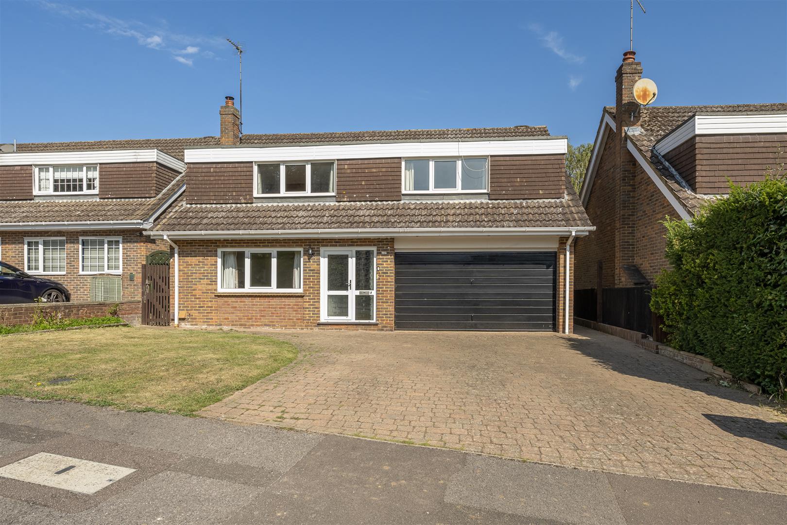 6 bedroom semi-detached house for sale in London