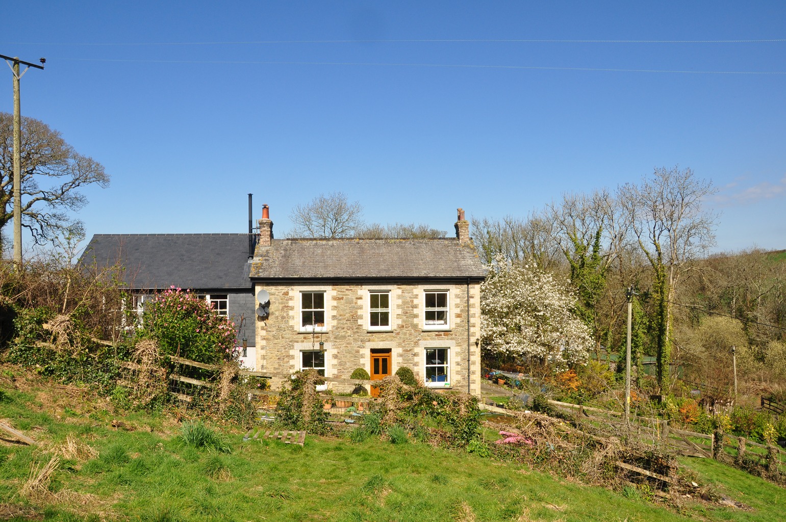 4 bedroom detached house for sale 0