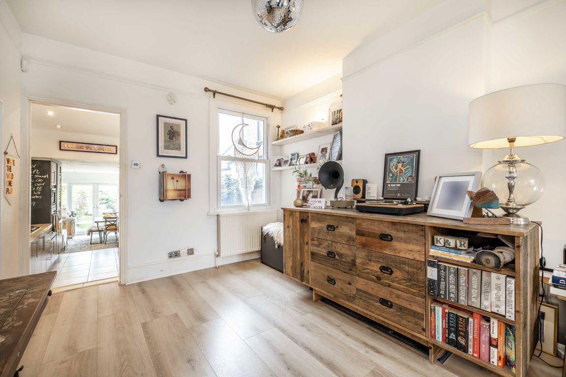 4 bedroom property for sale 0