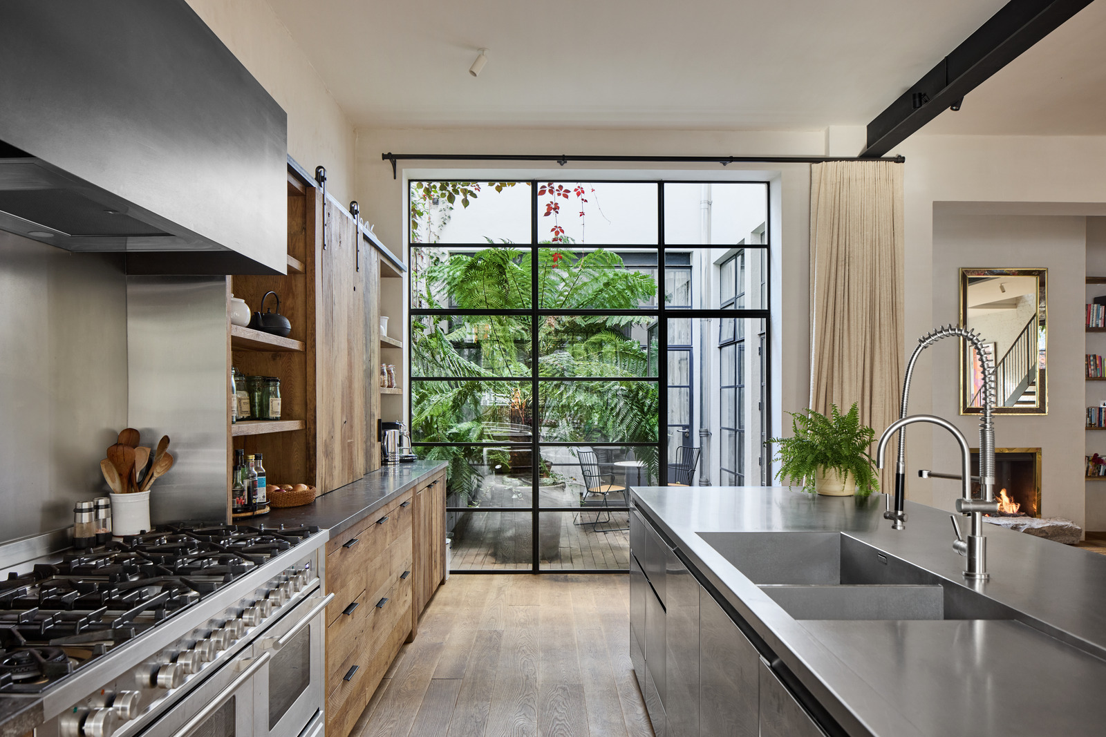 5 bedroom end terrace house for sale 0