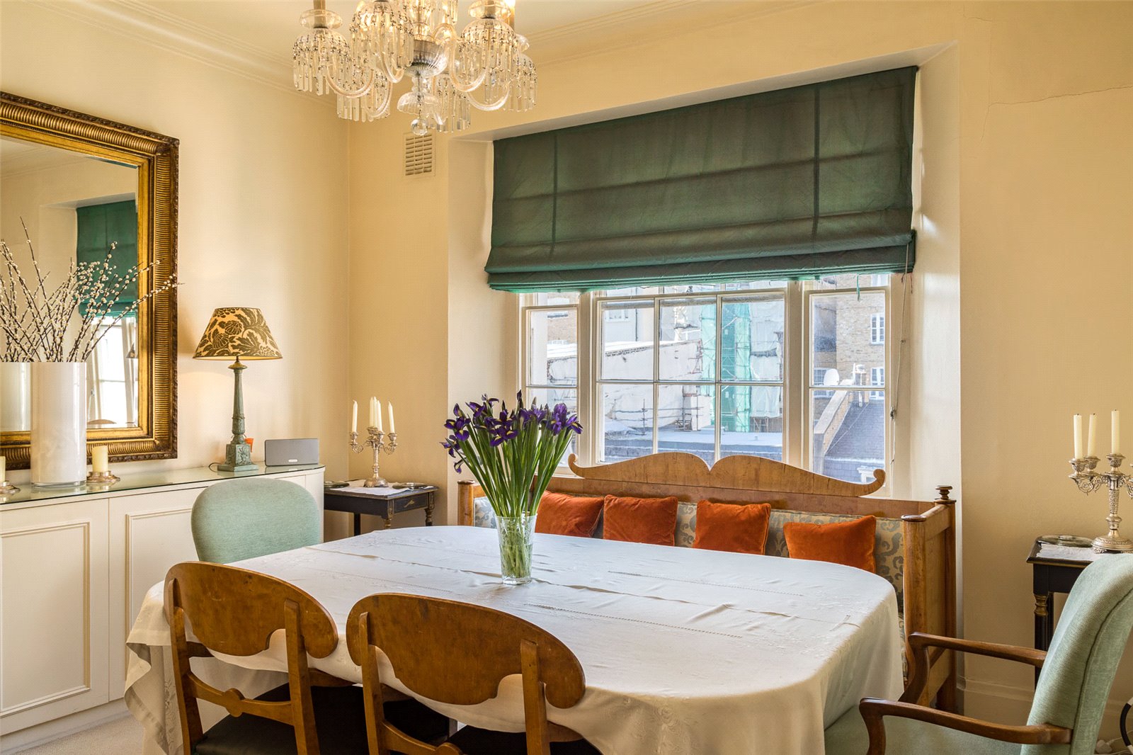 4 bedroom flat for sale 0