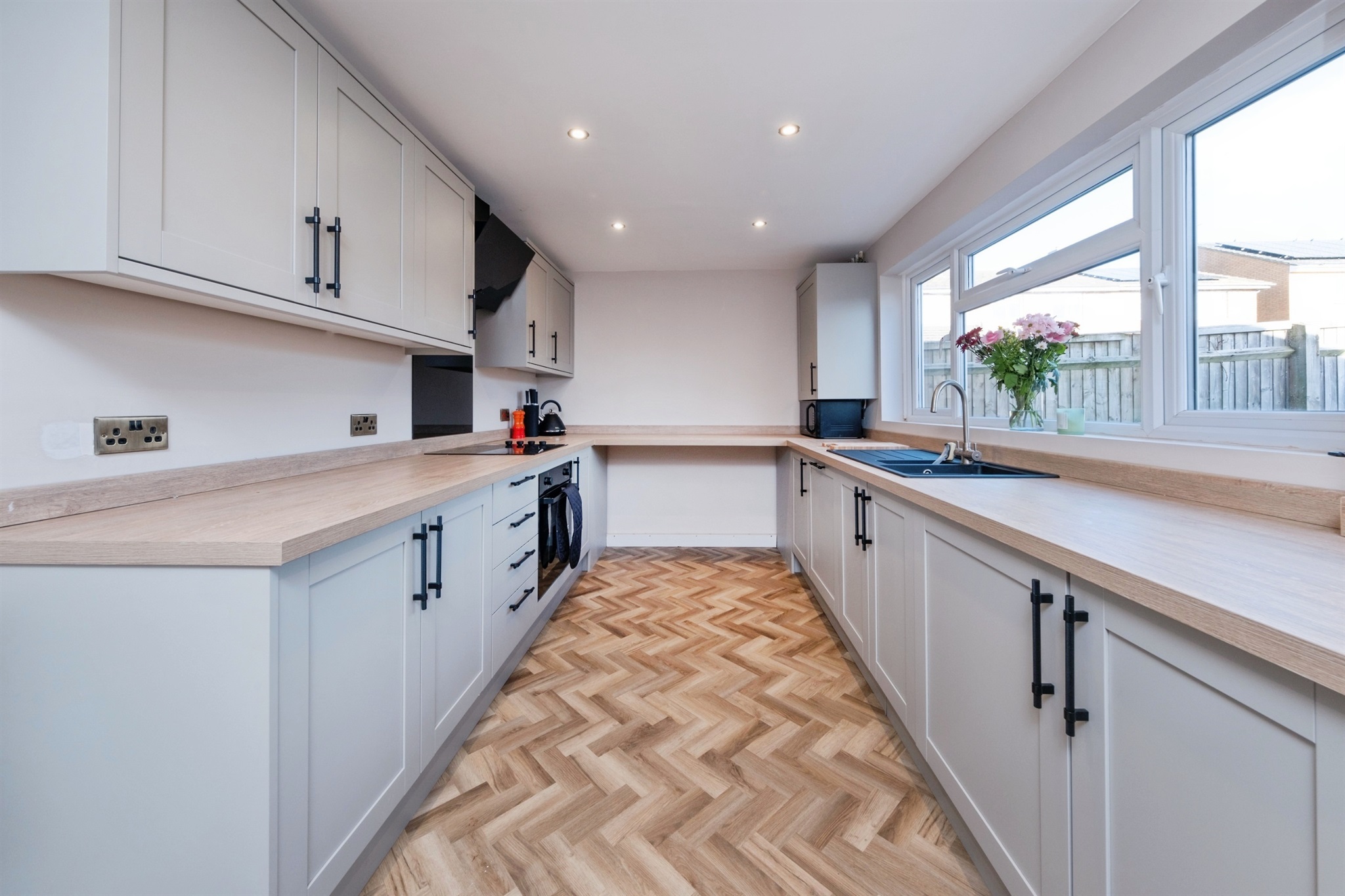 24, Woodpiece Road, Bicester photo 3