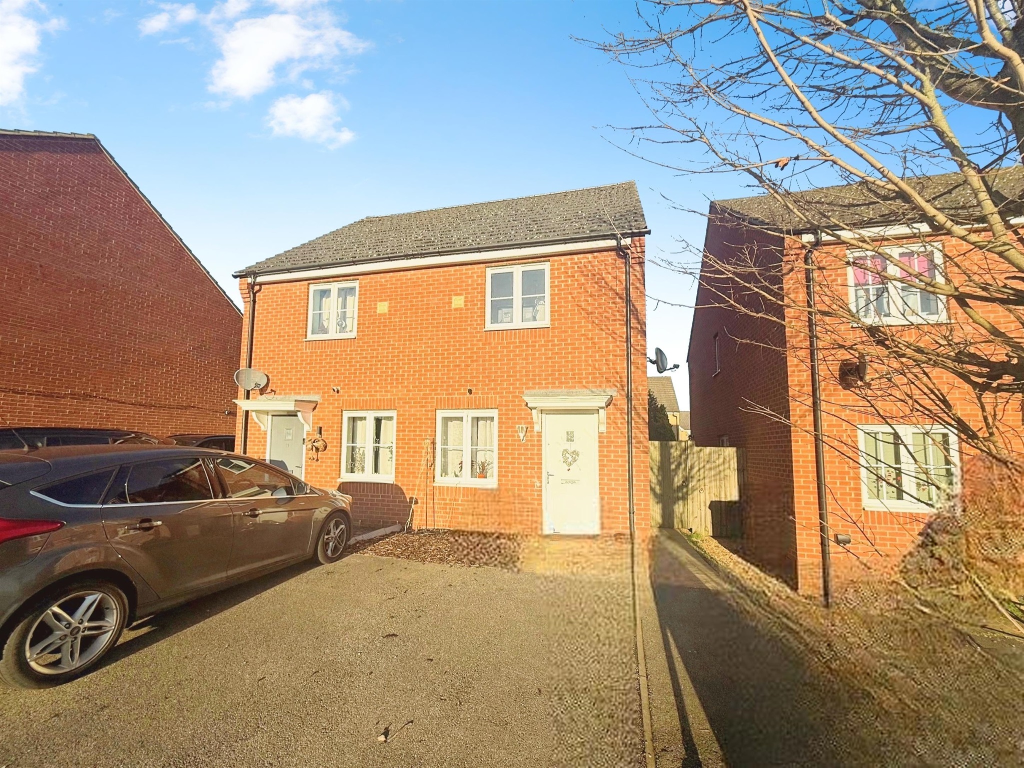 15, Saturn Drive, Peterborough photo 2