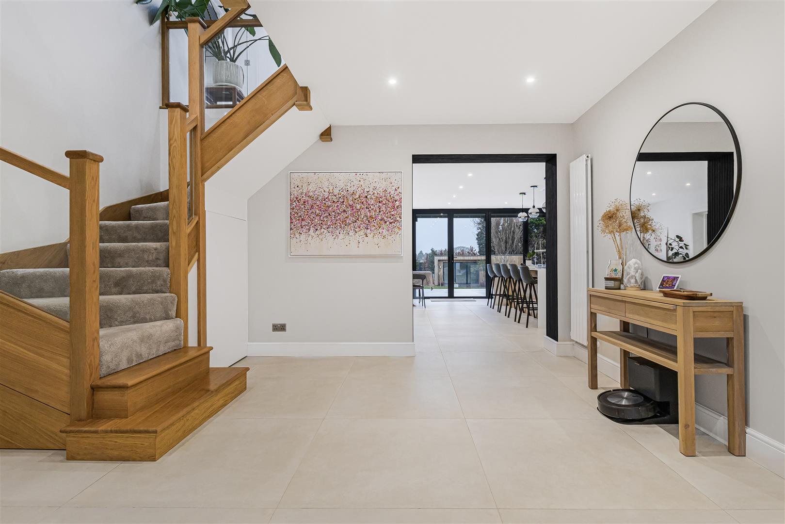 5 bedroom detached house for sale 0