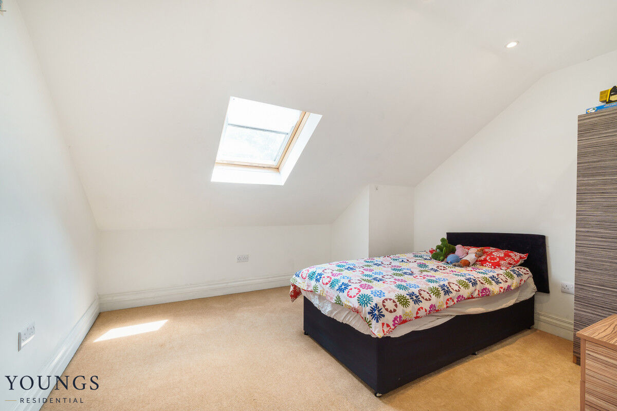 Photos of Lansdowne Road, London E18 65181976 PrimeLocation