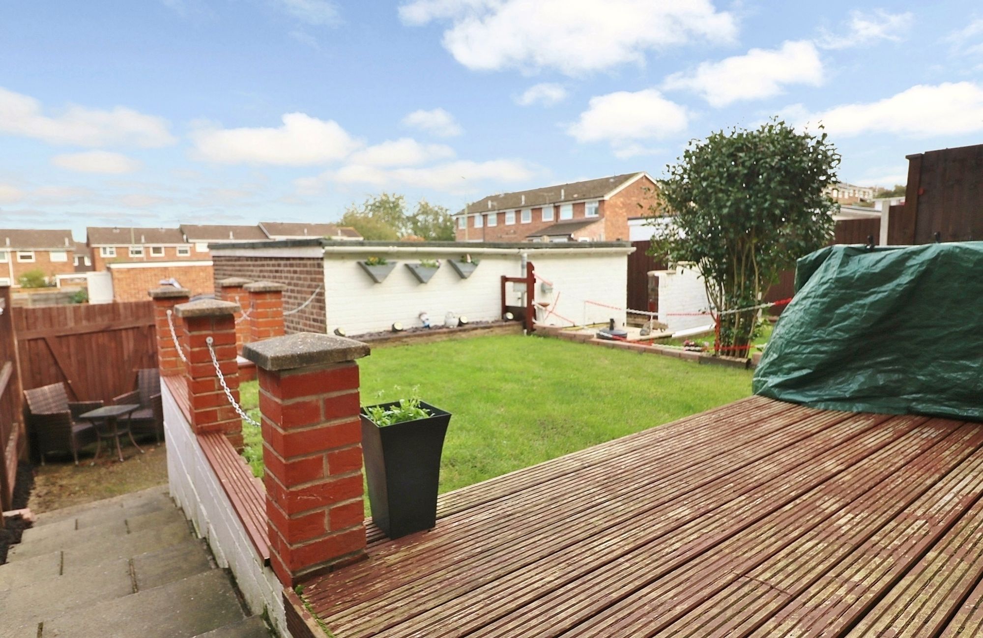 Photos of Cranbourne Park, Hedge End SO30 65905083 PrimeLocation