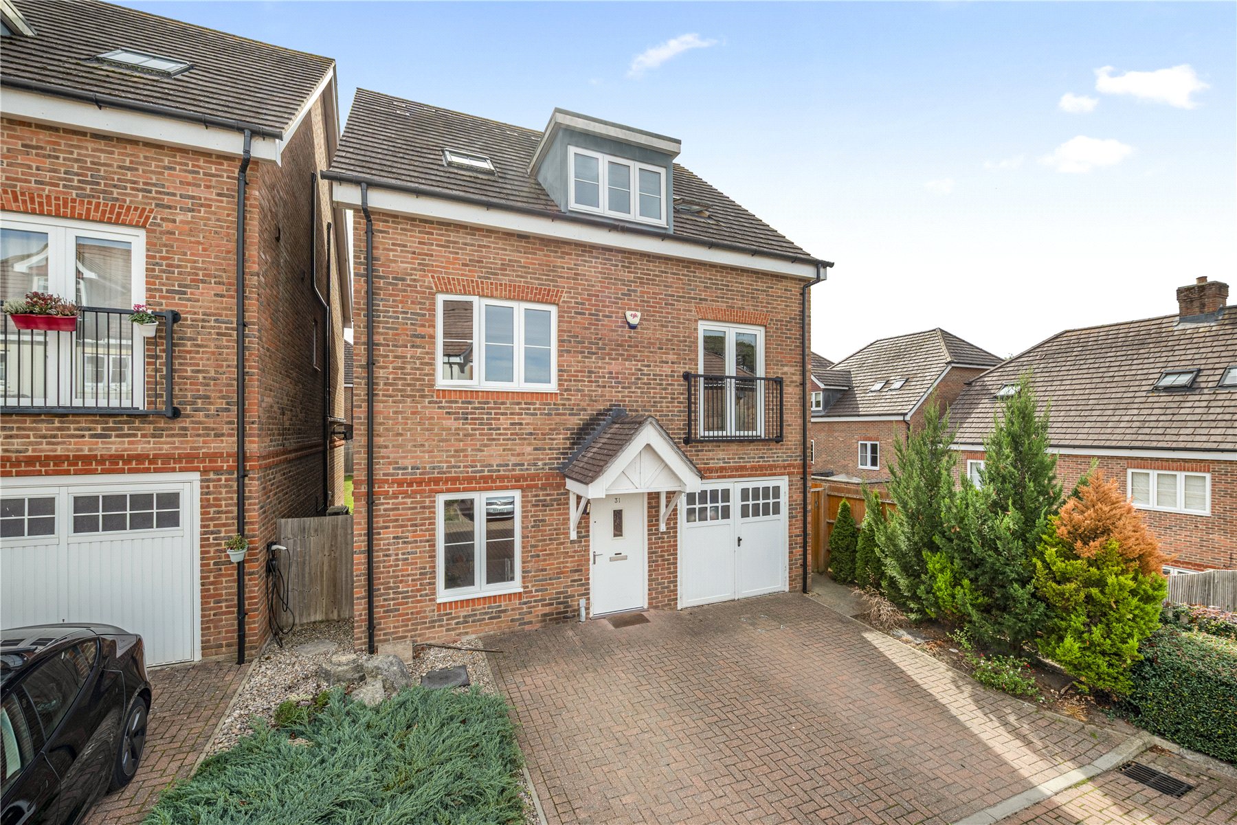4 bed detached house for sale