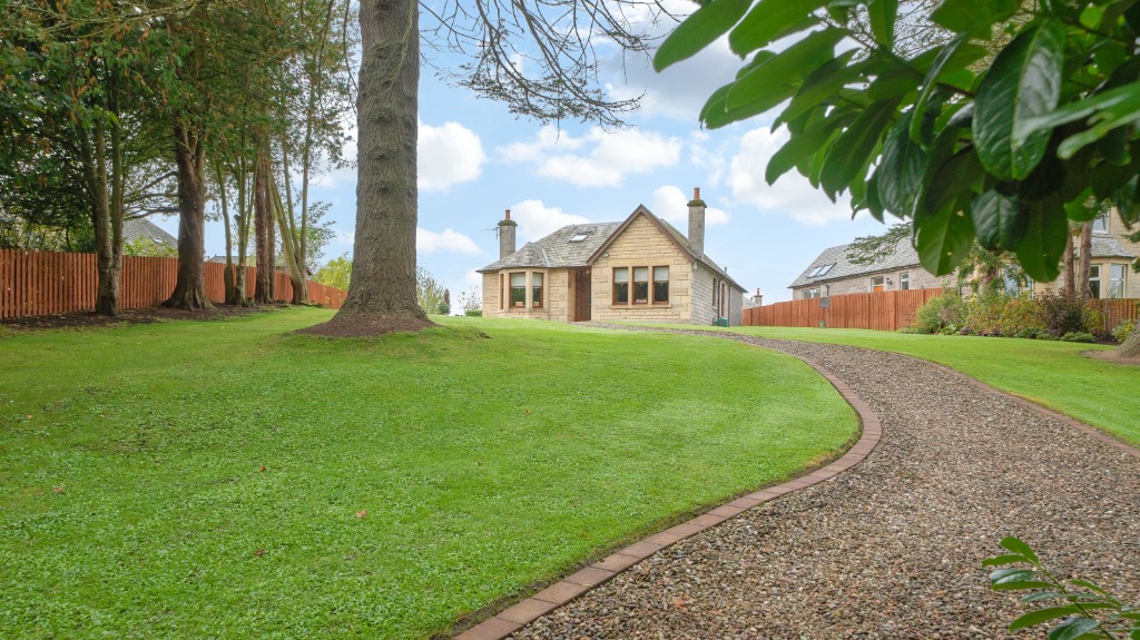 Photos of Muirton Bank, Perth, Perthshire PH1 59973889 PrimeLocation