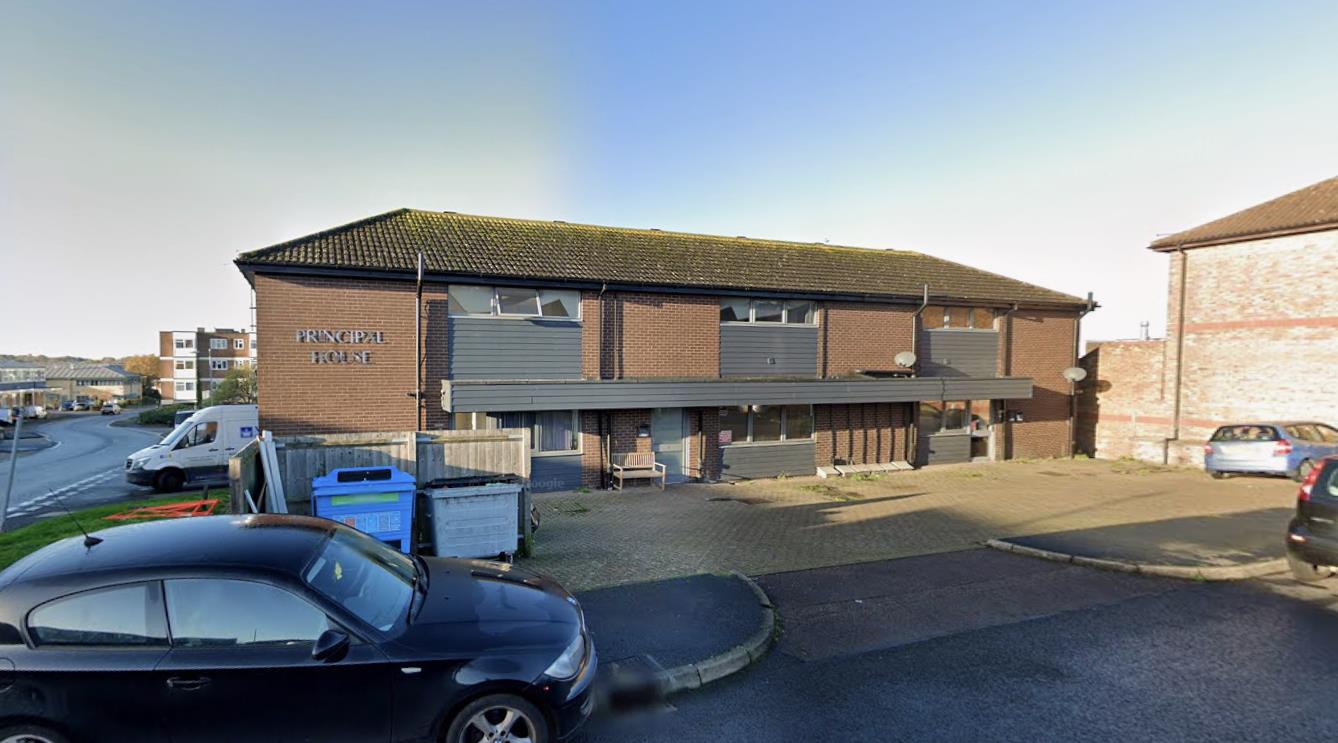 2 Principle House, The Fairway, Harlow photo 2