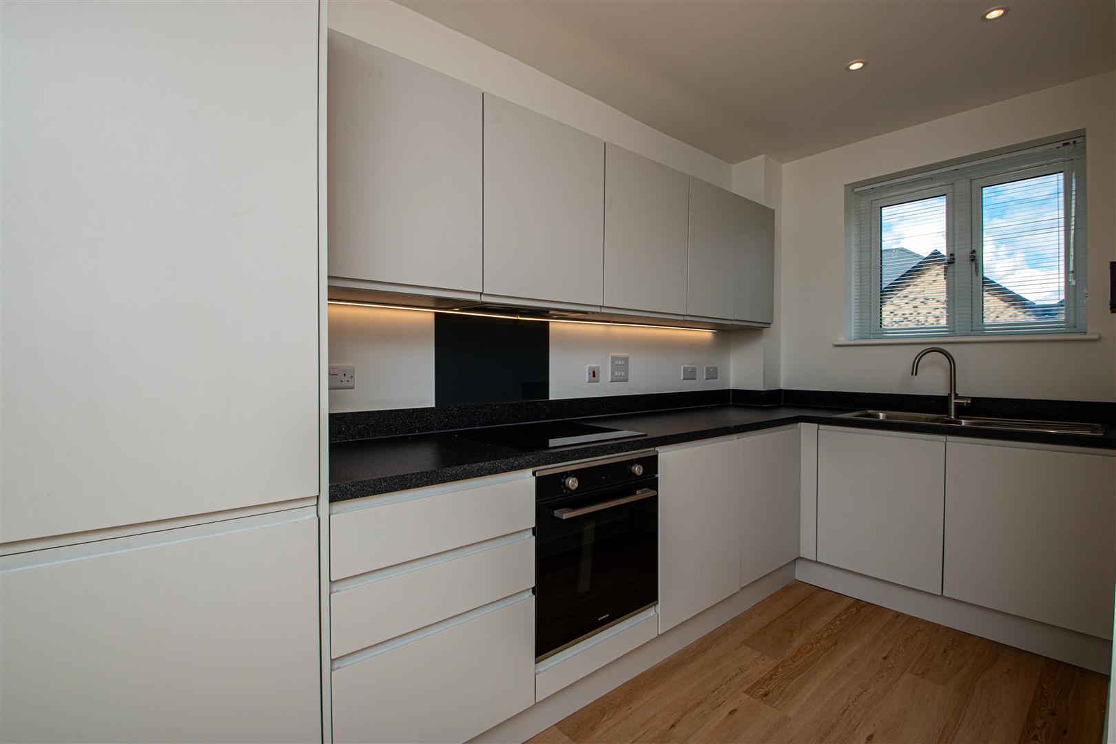 The Dunlin, Plot 8, Robert Ratcliffe Close, Ipswich photo 4
