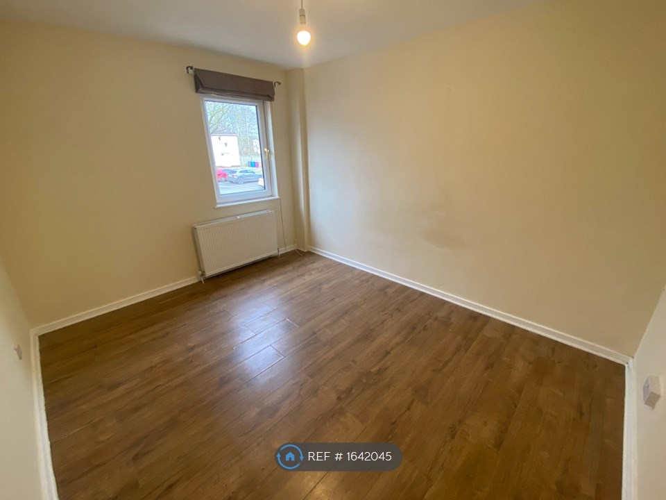 Photos of St. Kilda Bank, Broomlands, Irvine KA11 64077879 PrimeLocation