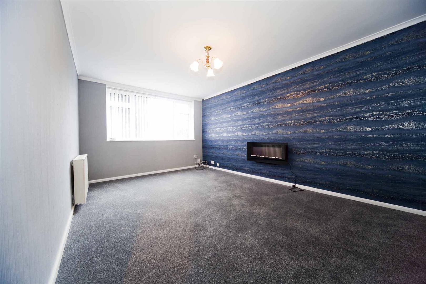 53, Oval Grange, Hartlepool photo 4