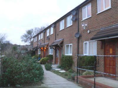 12, St Francis Close, Strood photo 2