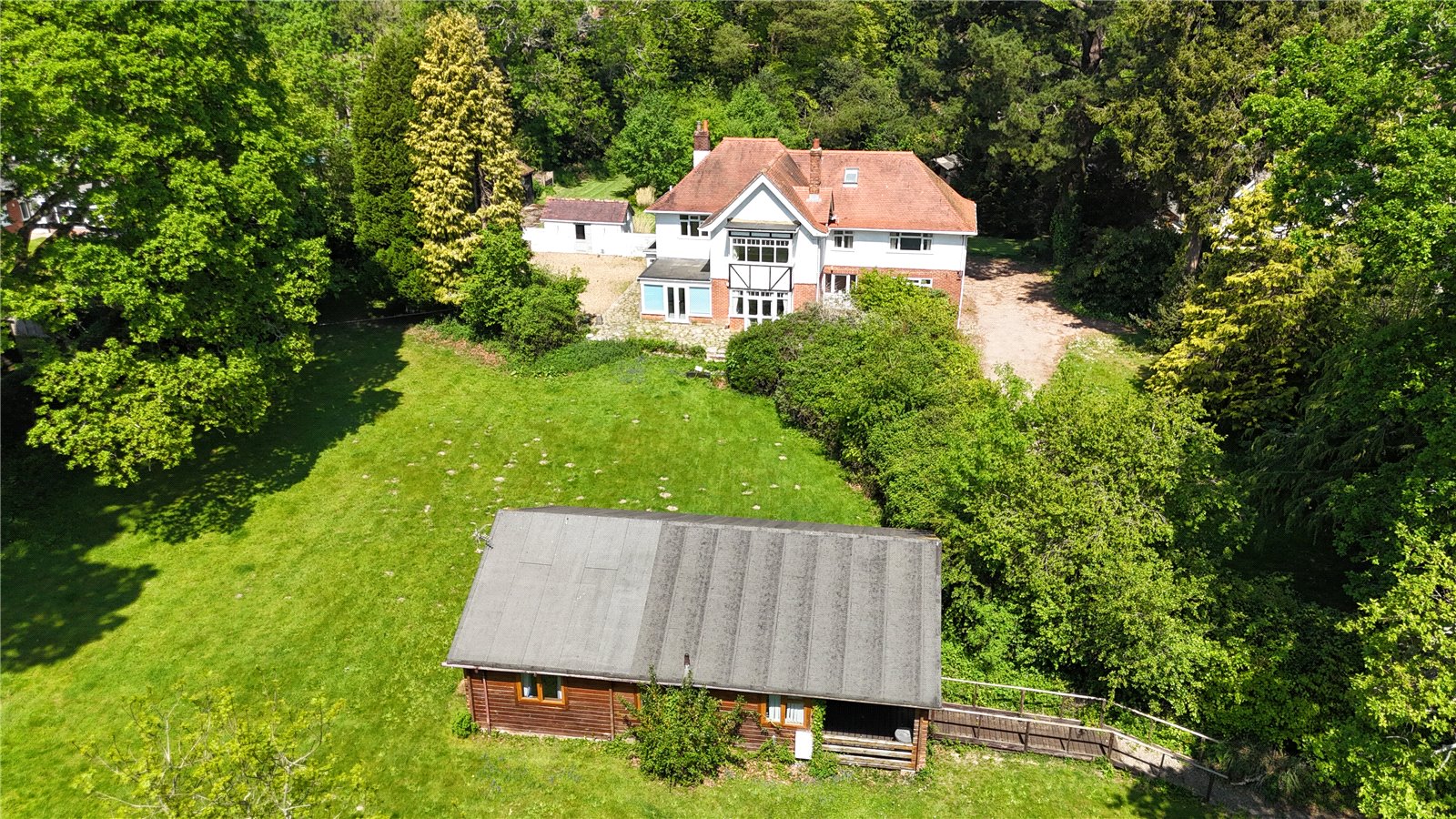 9 bedroom equestrian property for sale 0