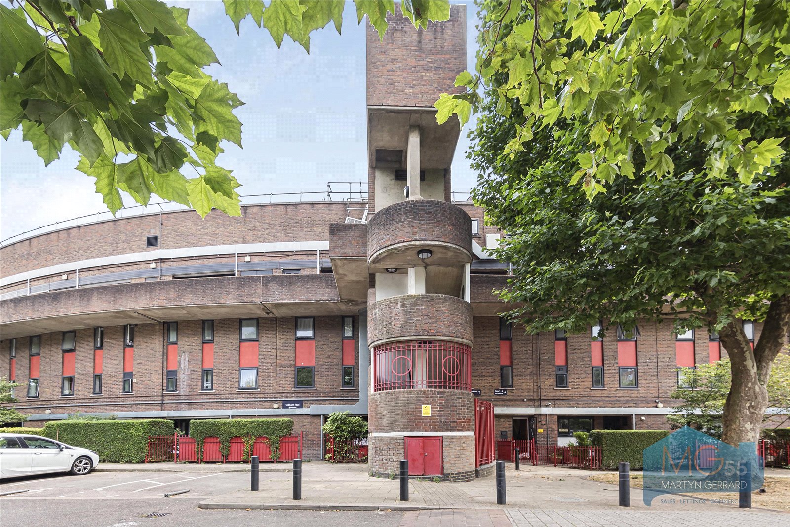 Photos of Old Farm Road, East Finchley, London N2 61976912