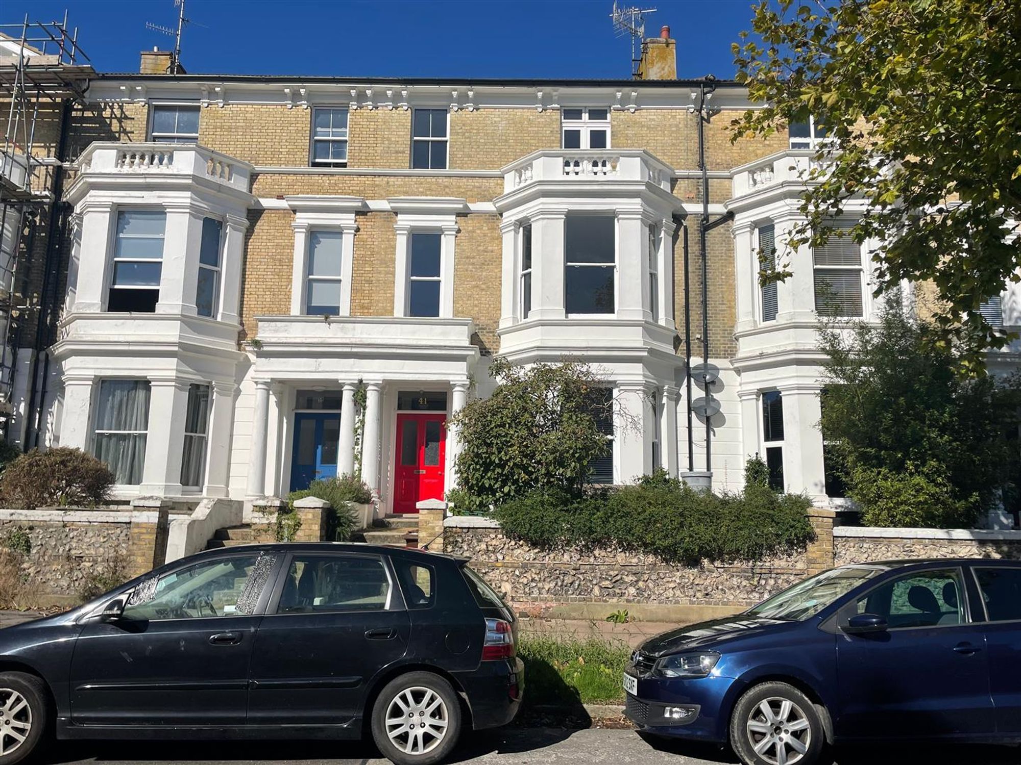 Flat 3, 41 Enys Road, Eastbourne photo 2