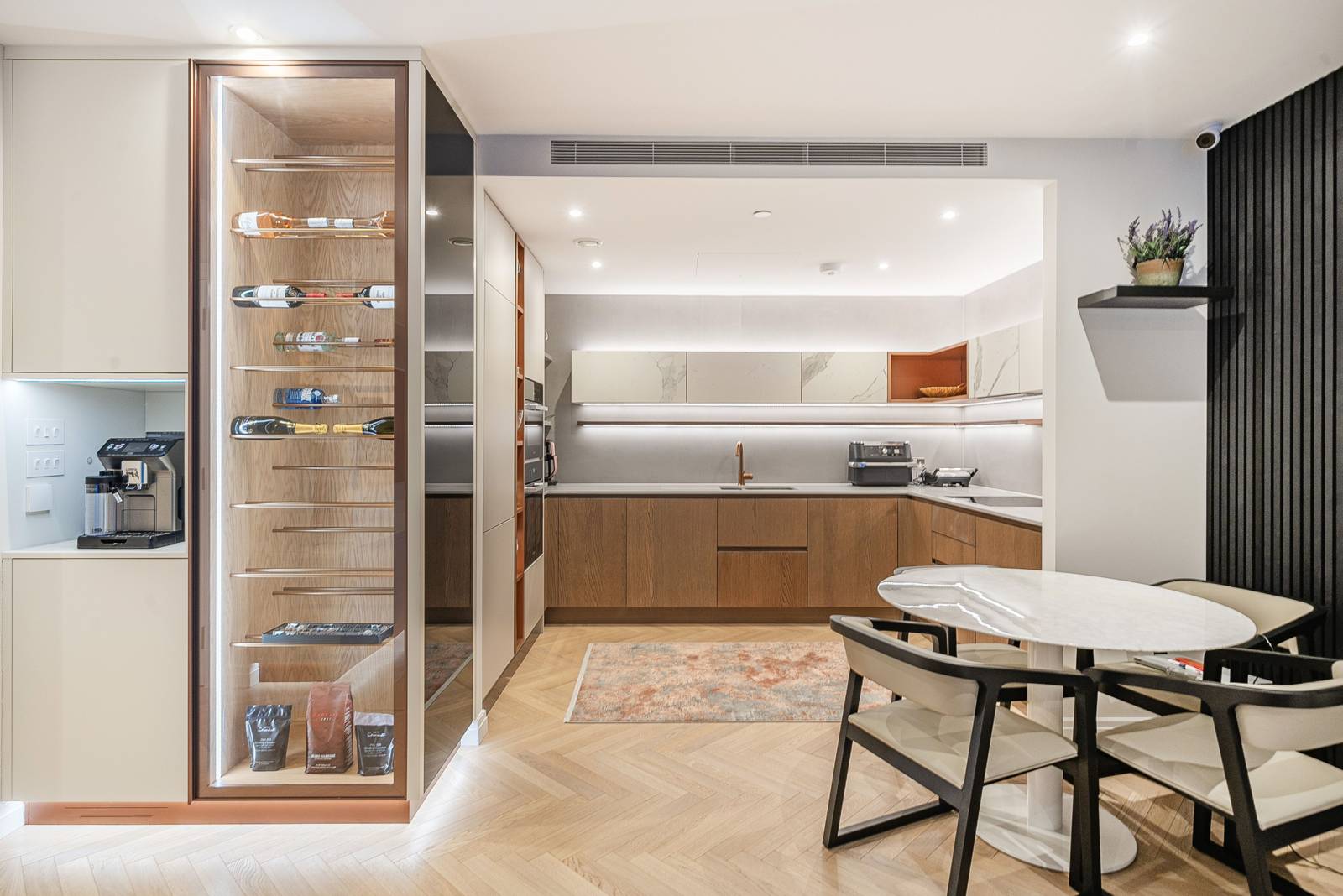 2 bedroom flat for sale 0