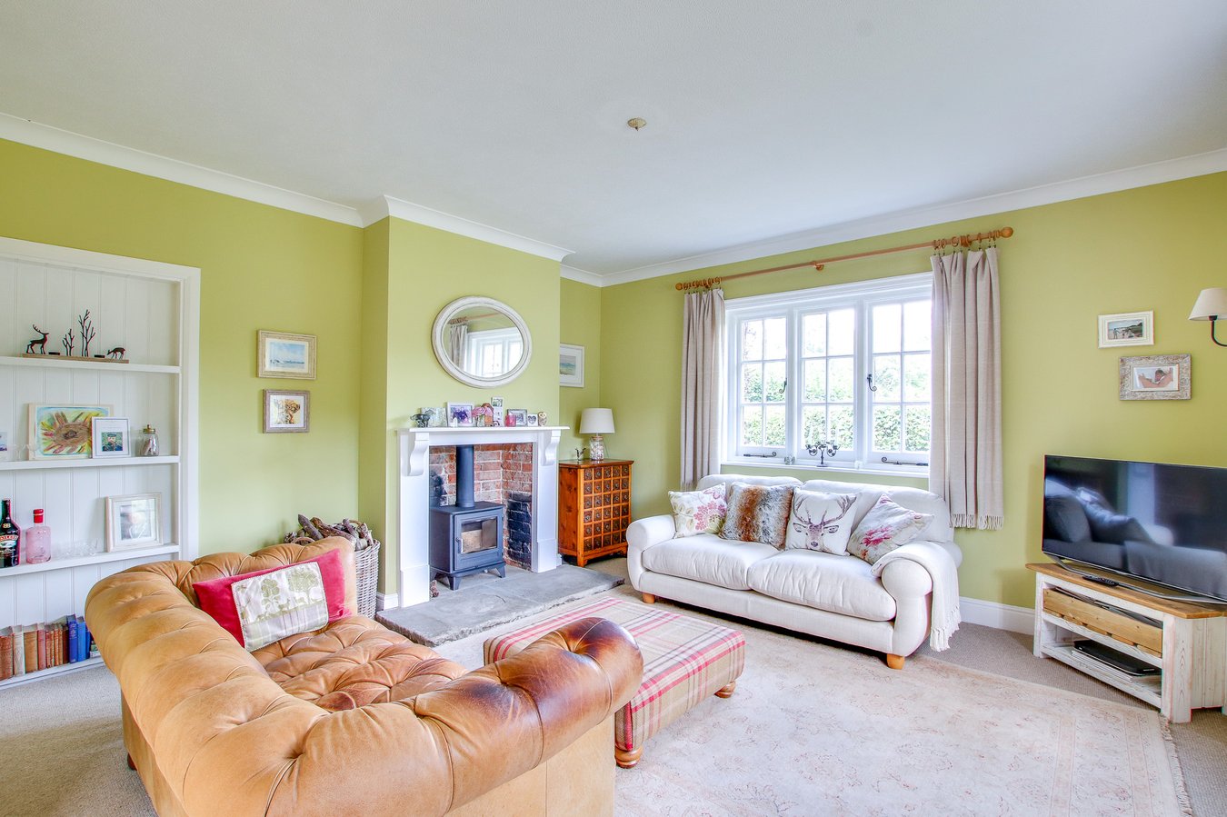 3 bedroom detached house for sale 0