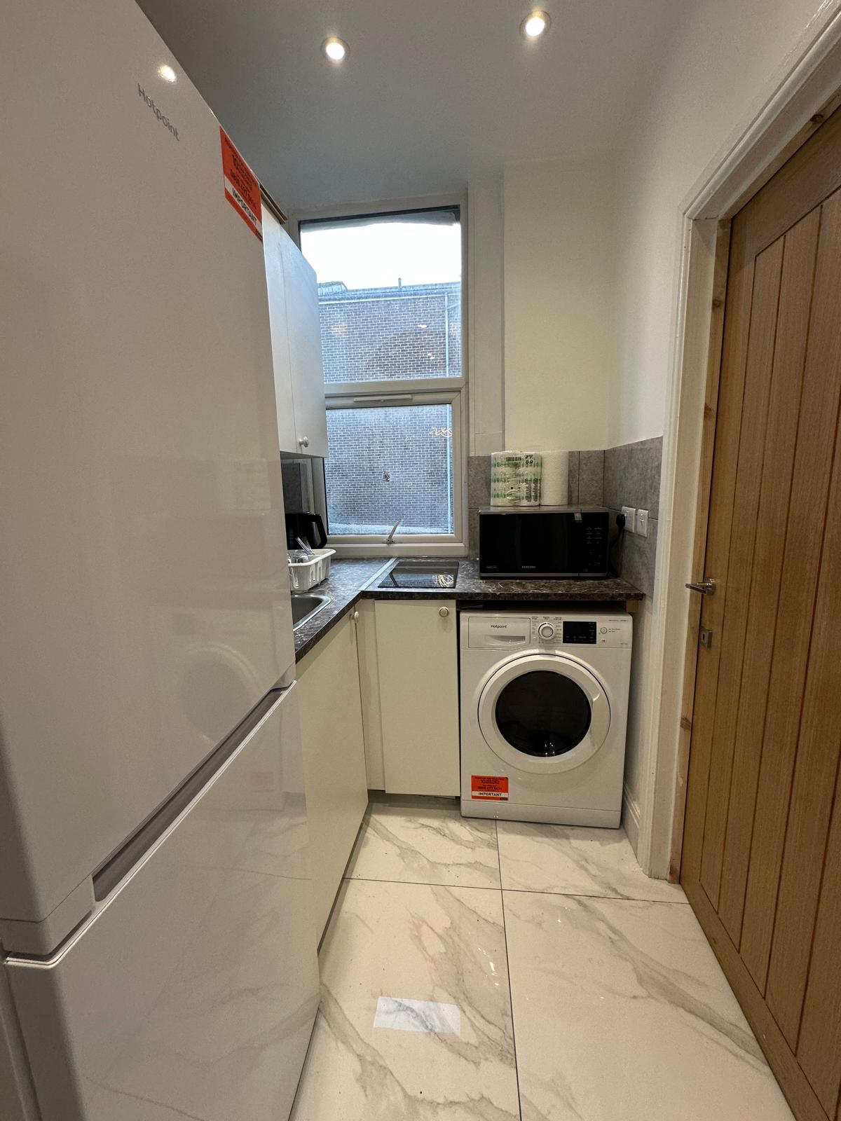 377, edgware road, london photo 5