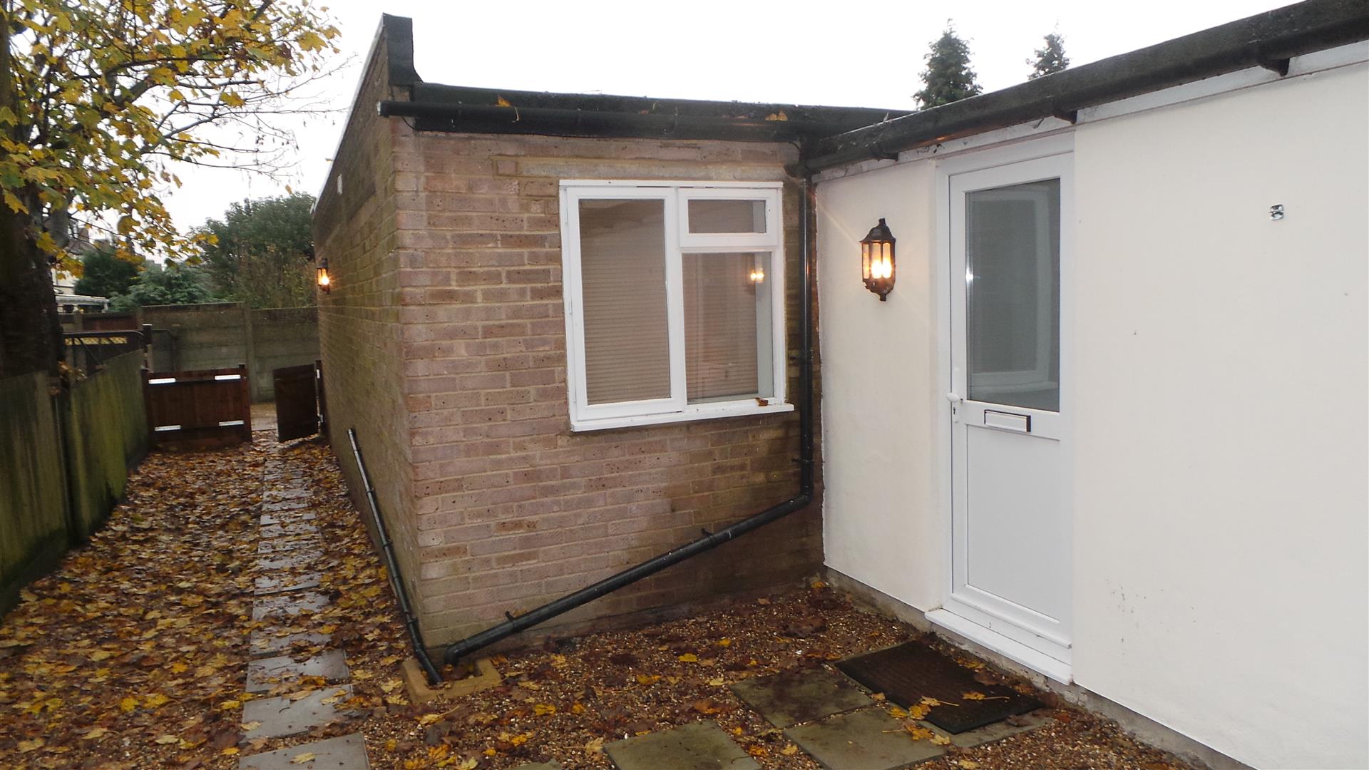 57B, Epsom Road, London photo 3