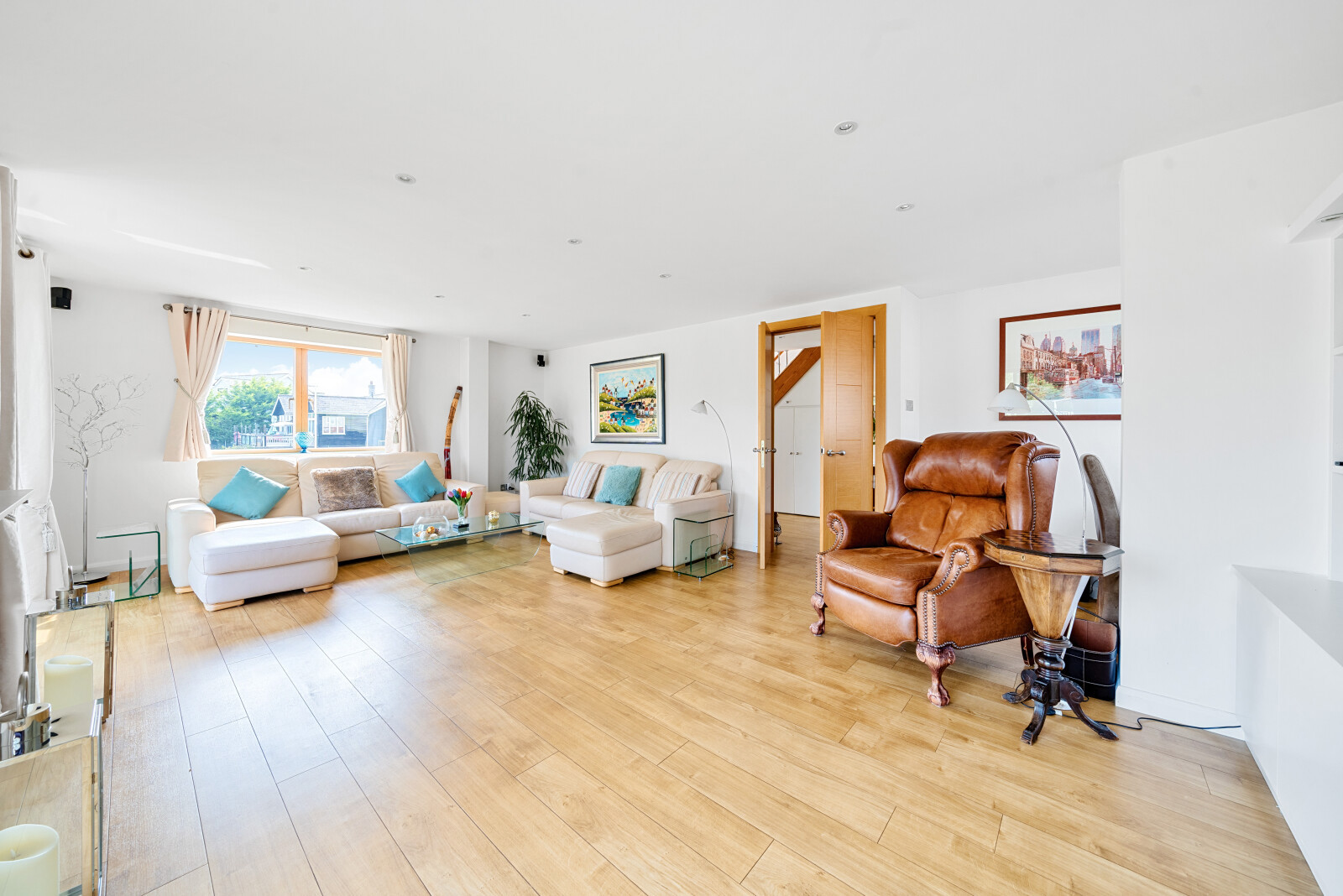 Photos of Hamm Court, Weybridge KT13 67426002 PrimeLocation