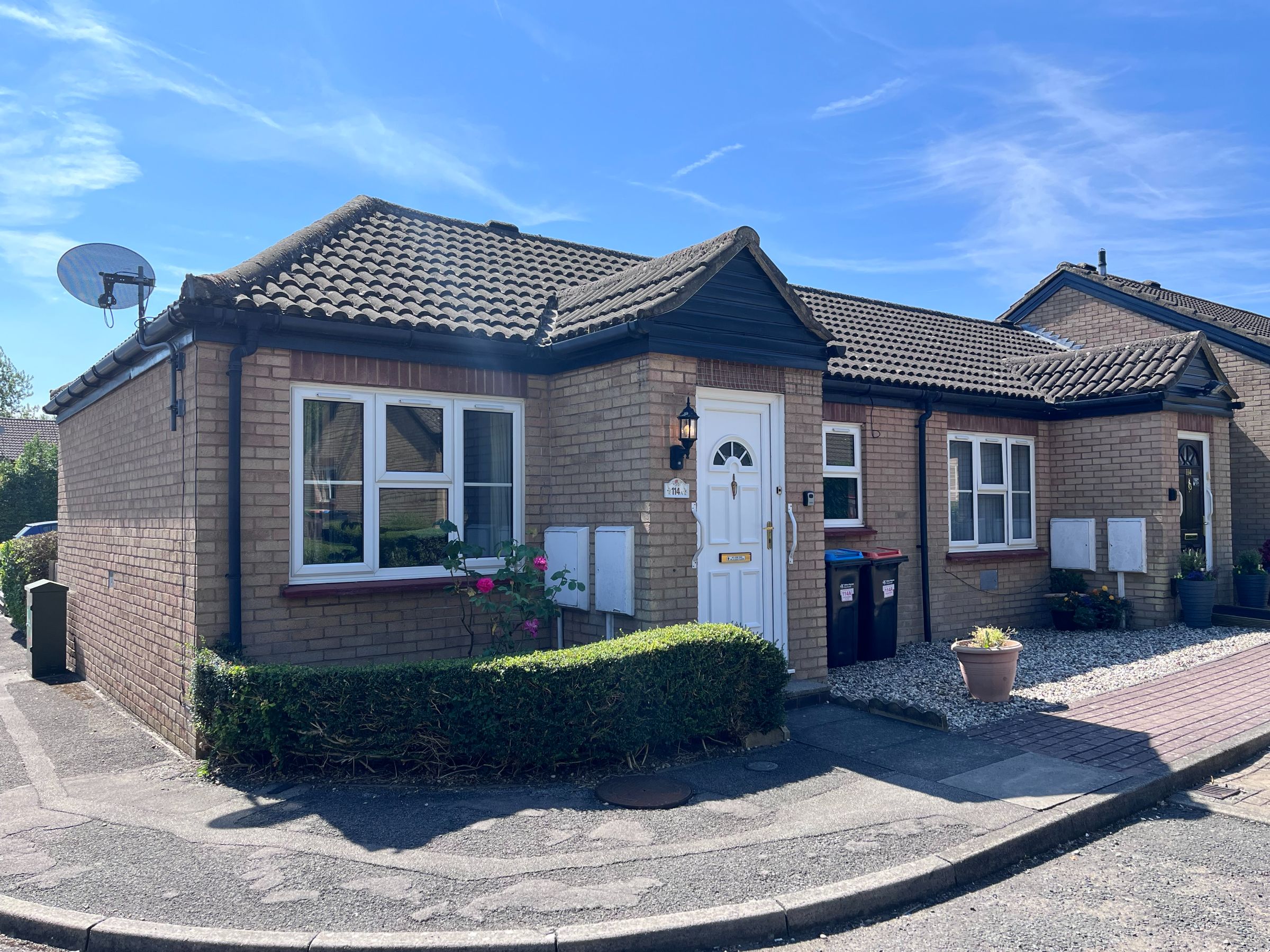 114A Germander Place Conniburrow, Milton Keynes photo 4