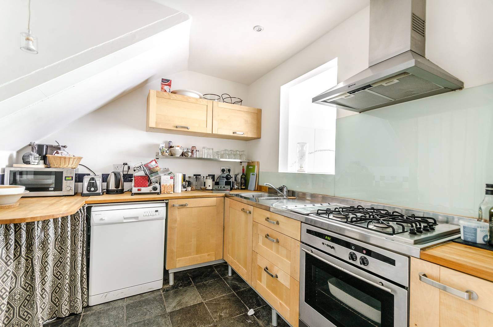 2 bedroom flat for sale 0