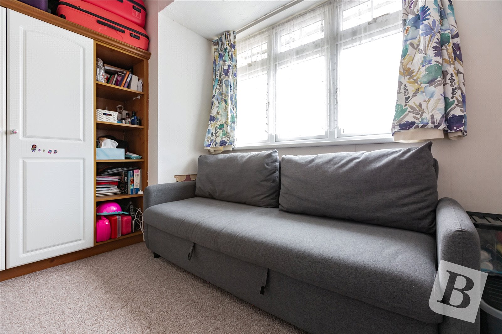Photos of Warren Drive, Hornchurch RM12 66533246 PrimeLocation