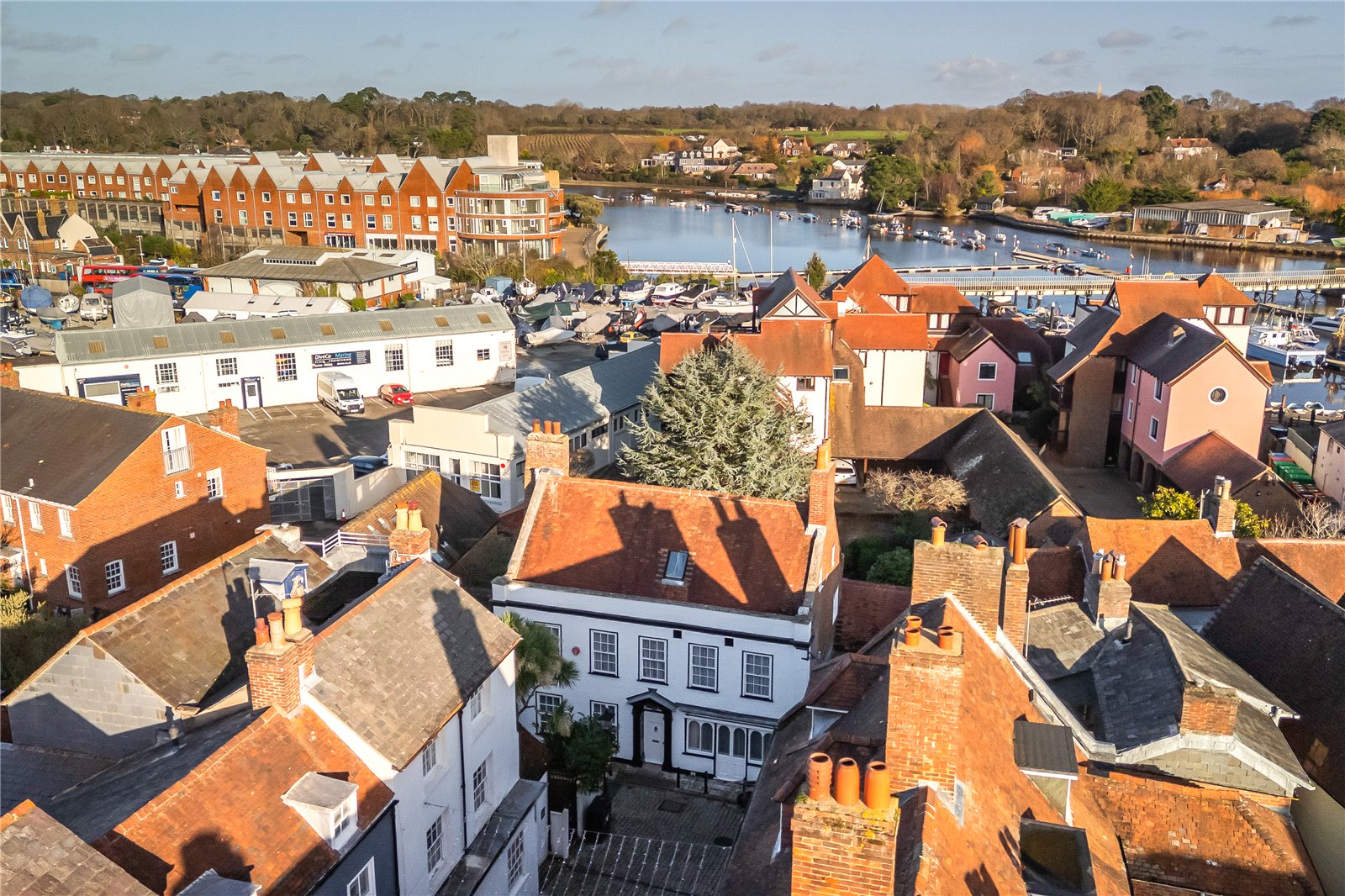 4 bedroom detached house for sale 0