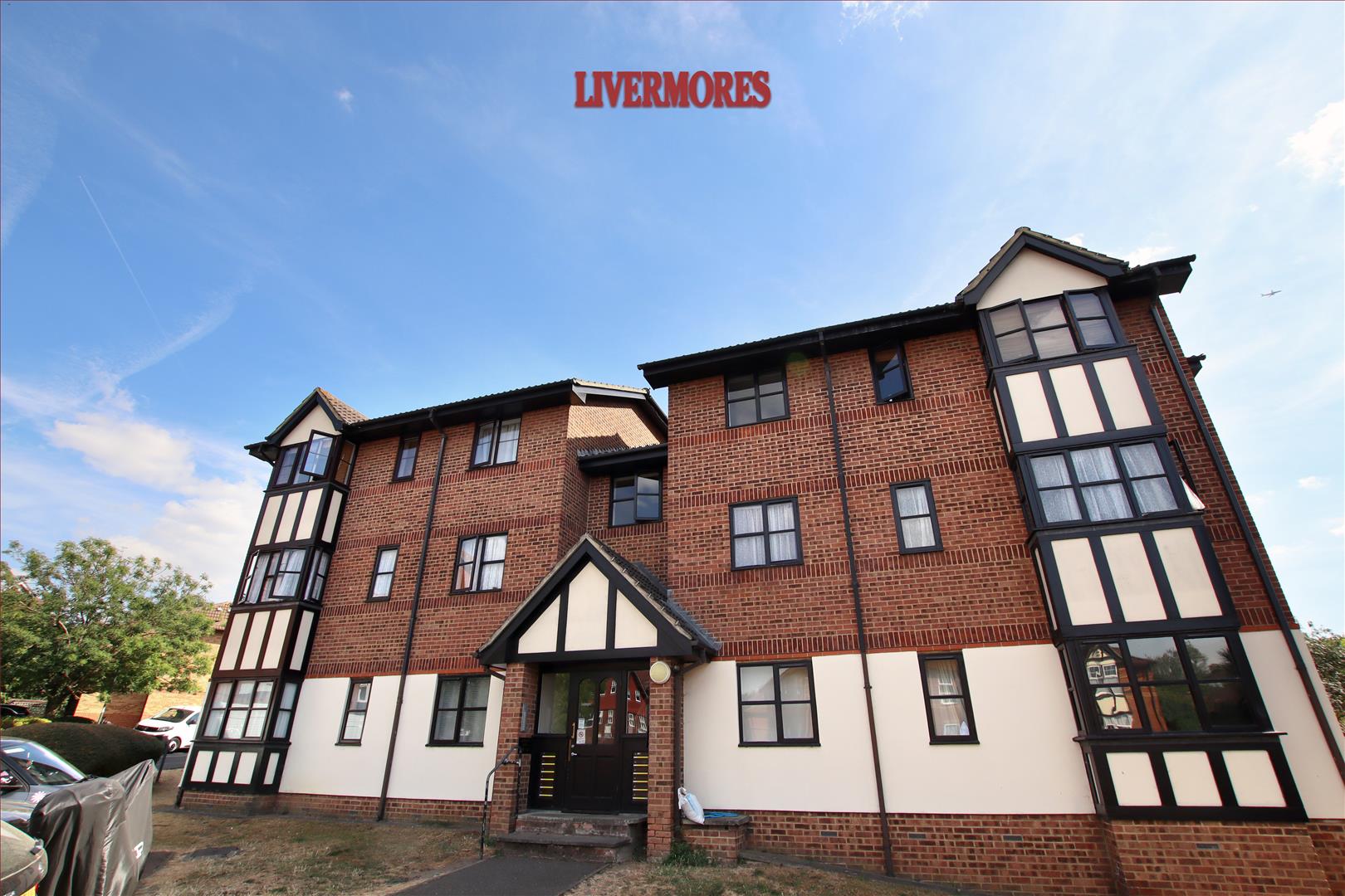 19 Longtown Court, Osbourne Road, Dartford photo 2
