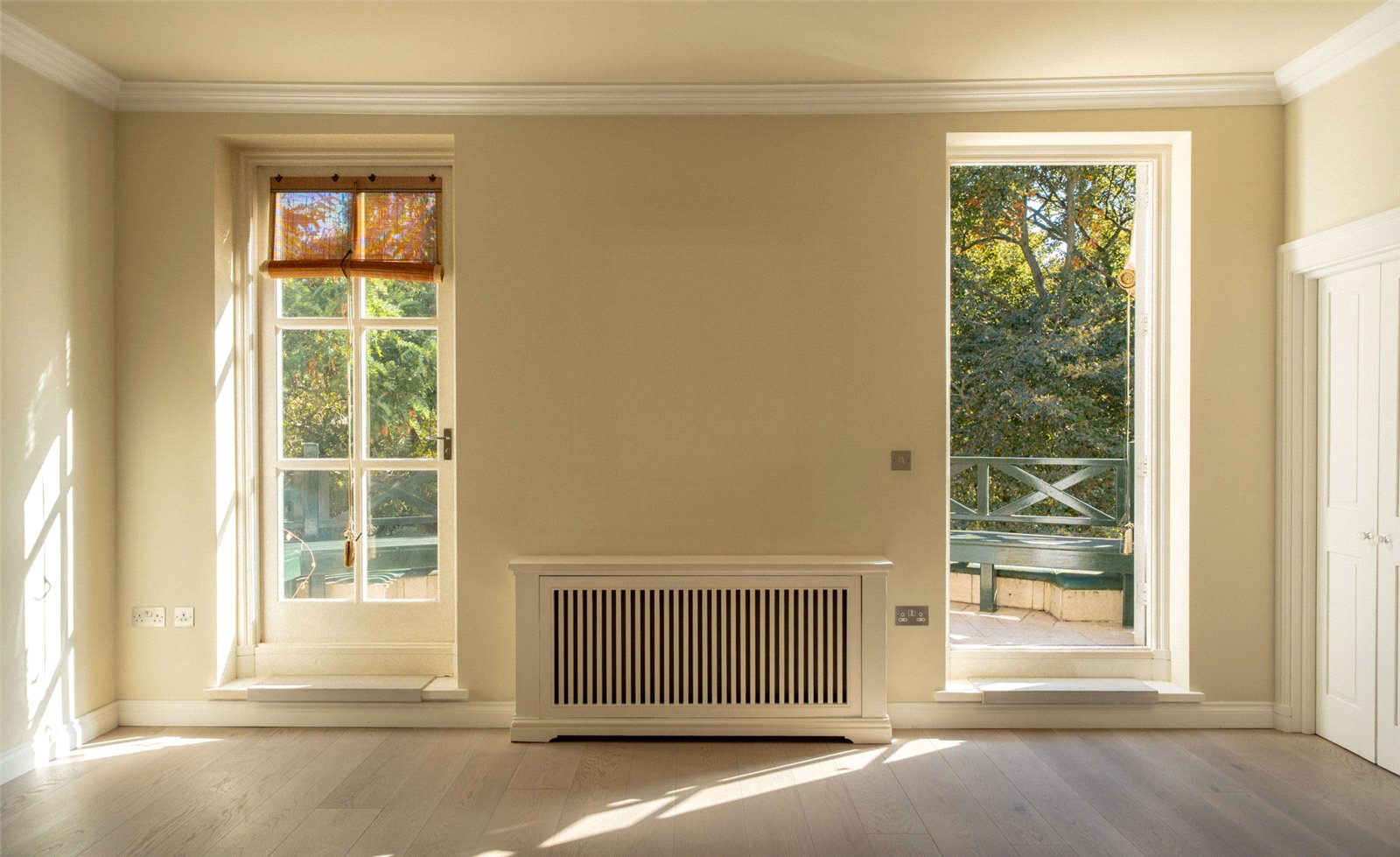 2 bedroom flat for sale 0