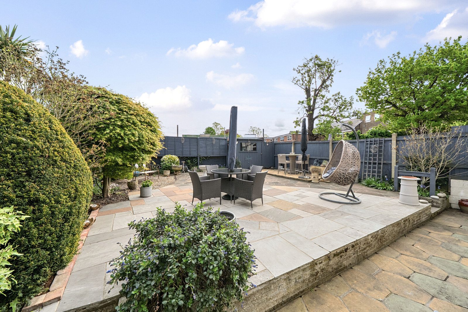5 bedroom semi-detached house for sale 0