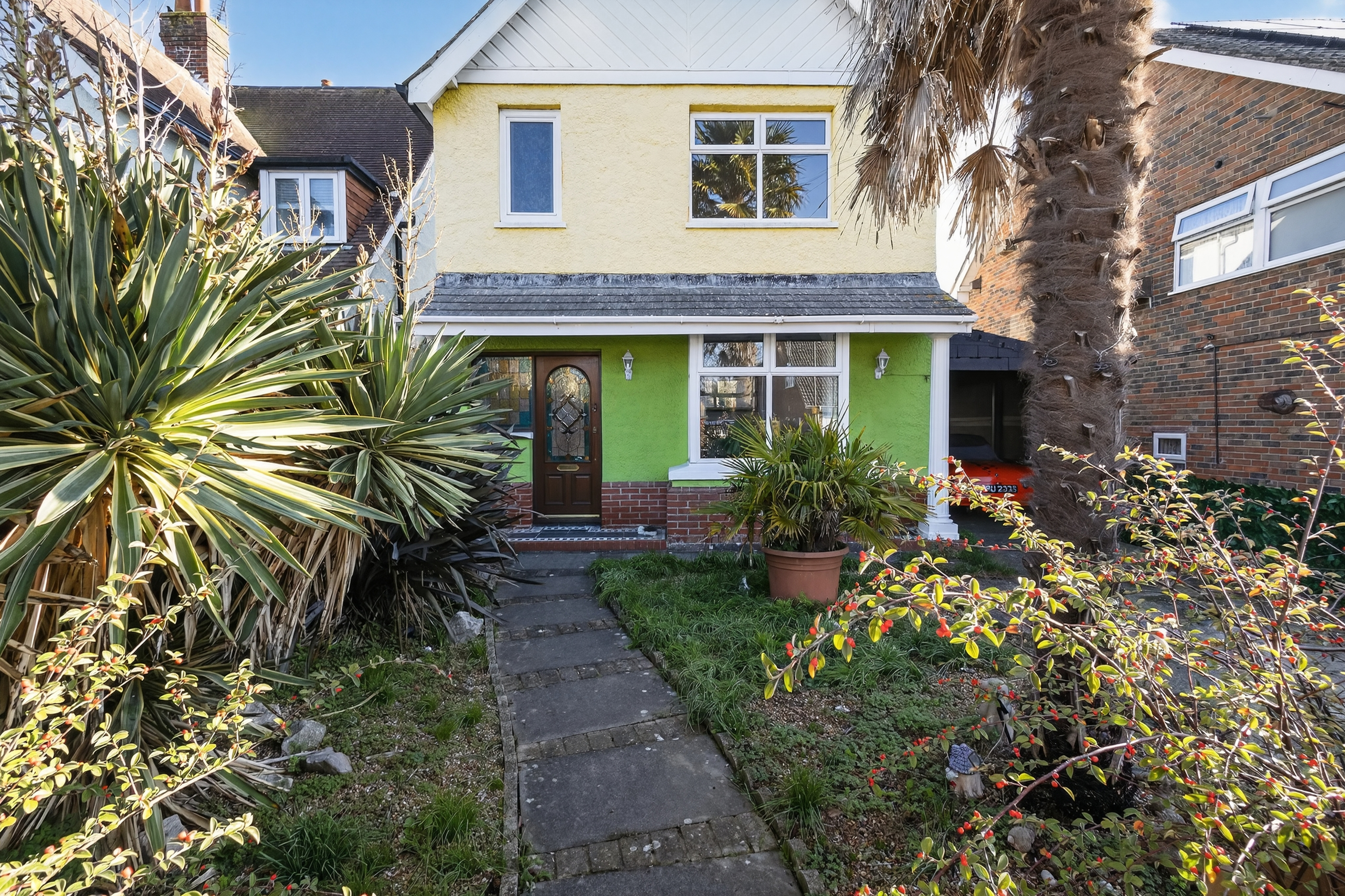 4-bed house on 27, Orchard Road, Havant, £550,000