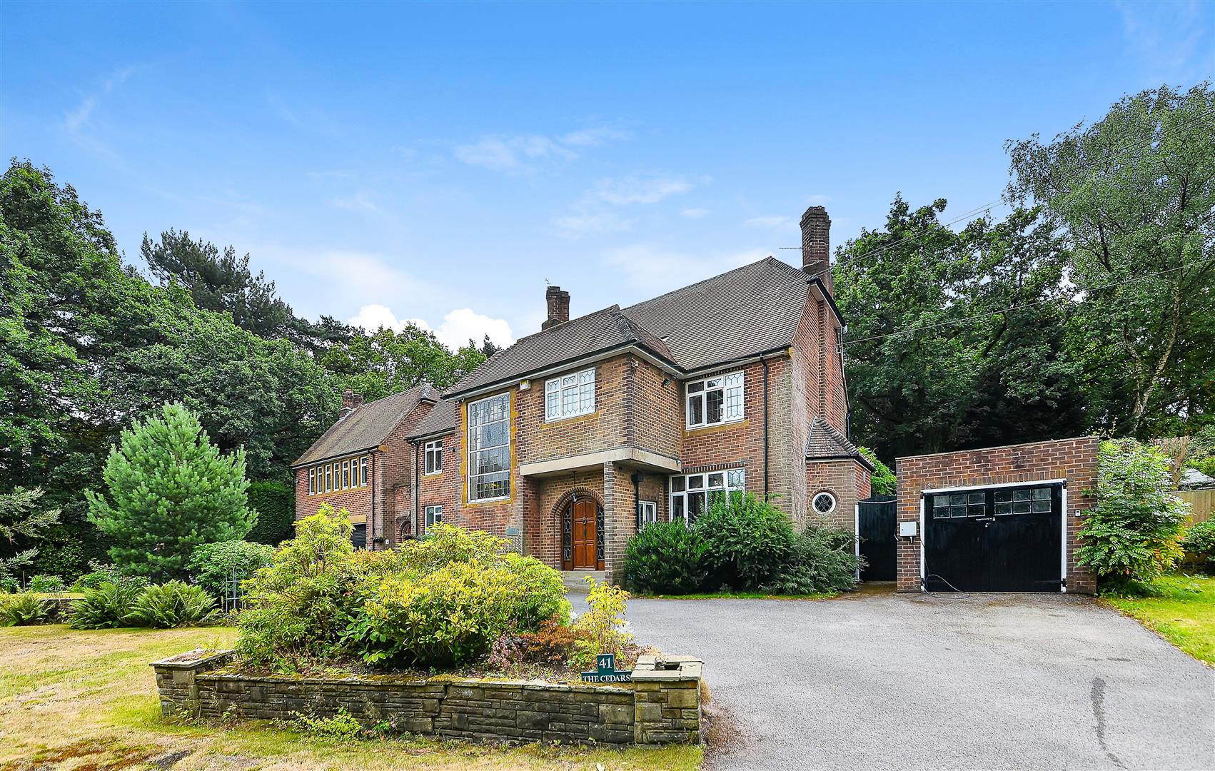 Photos of Hardwick Road, Streetly, Sutton Coldfield B74 62125045