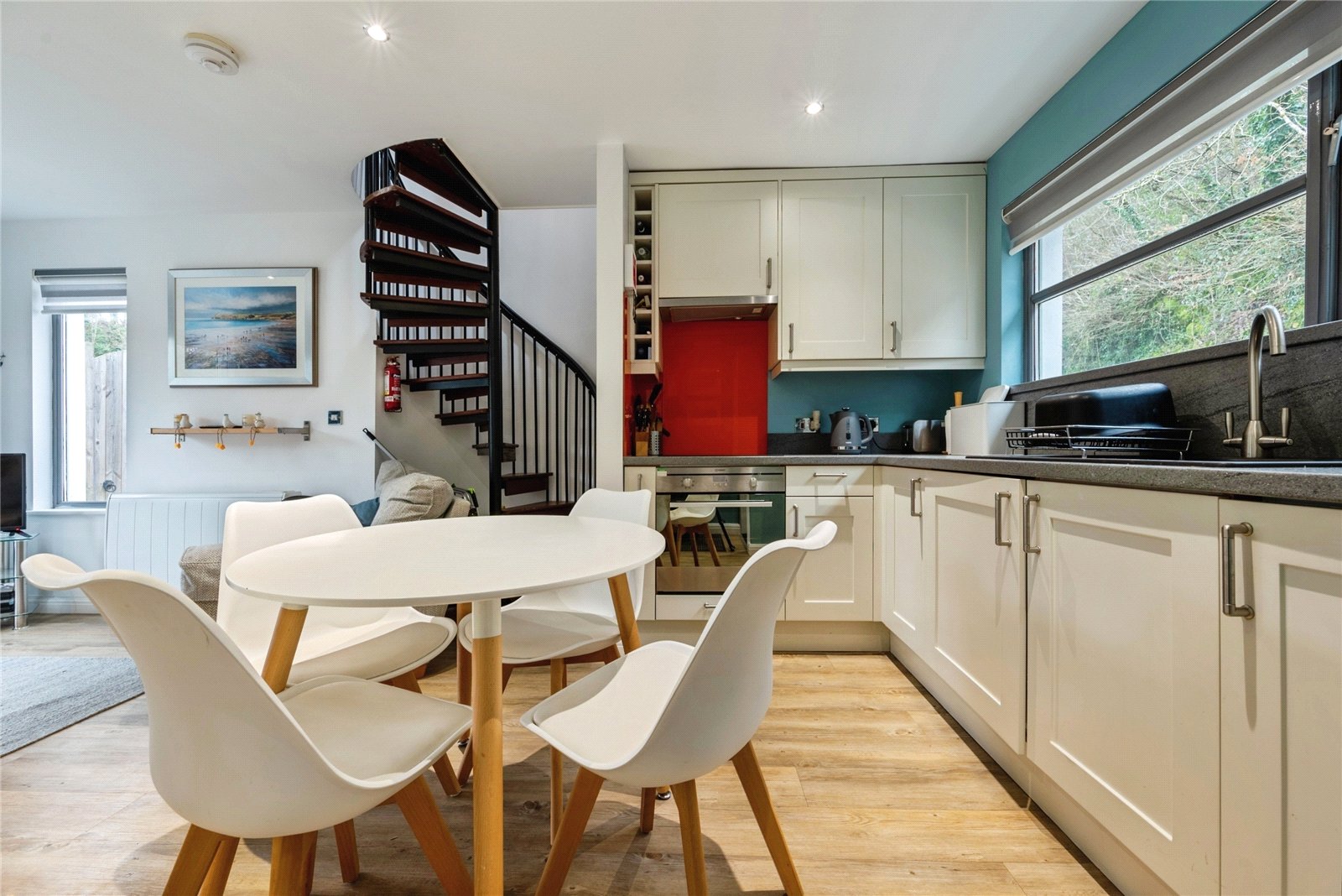 7, Saints Way, Wadebridge photo 3
