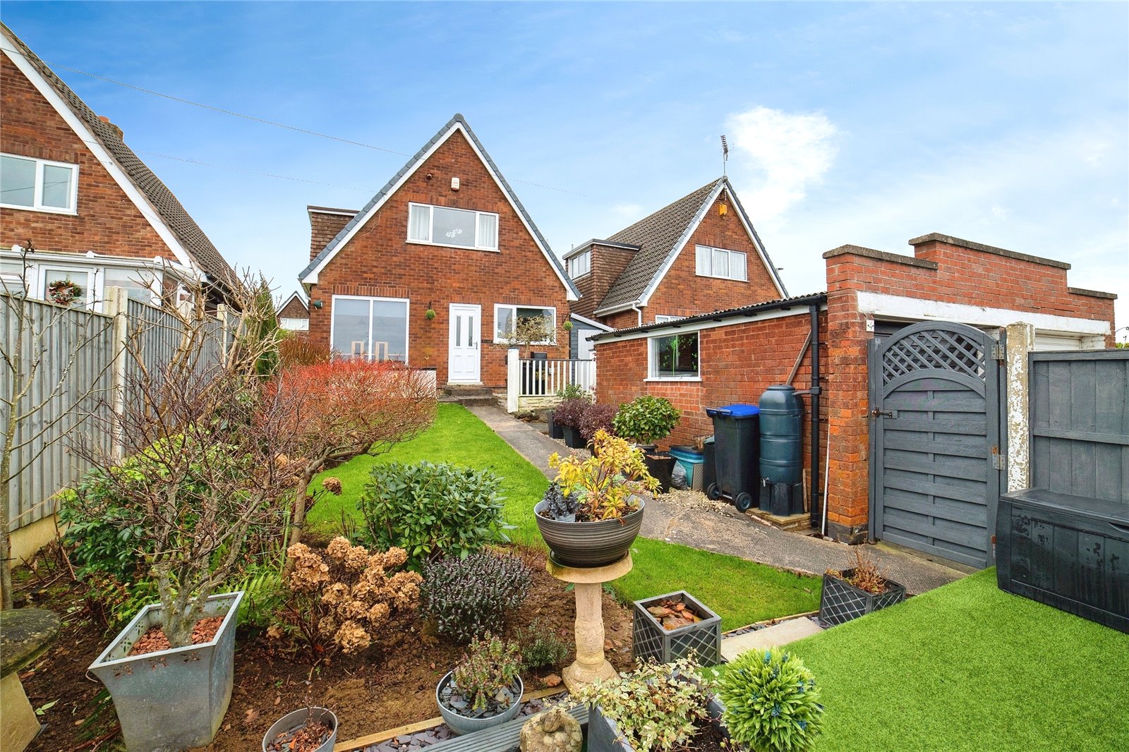 Photos of Foxhill Close, SuttonInAshfield, Nottinghamshire NG17