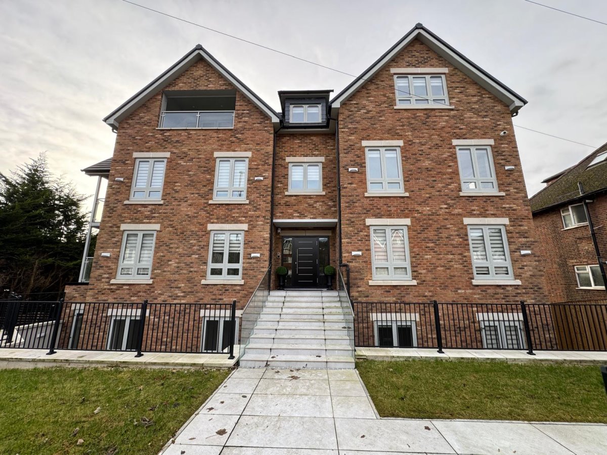 Flat 1 Parkside Court, 209-211, West Wycombe Road, Wycombe photo 5