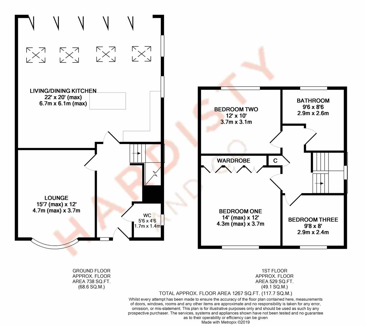 3 Bedrooms Semi-detached house for sale in Victoria Mount, Horsforth, Leeds LS18