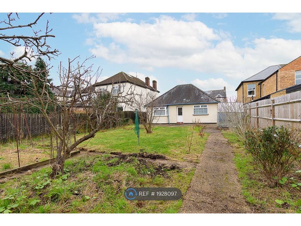 Photos of Hampton Road, Worcester Park KT4 65541796 PrimeLocation