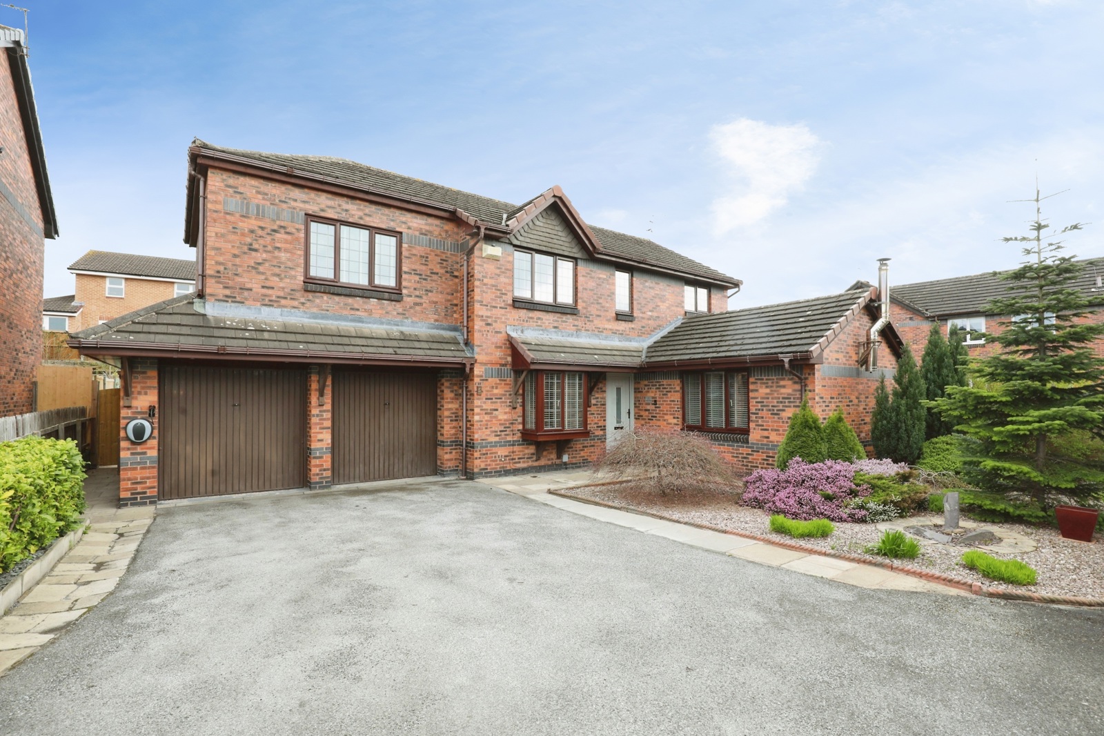 4-bed house on 5, Acorn Close, Cheshire, £400,000